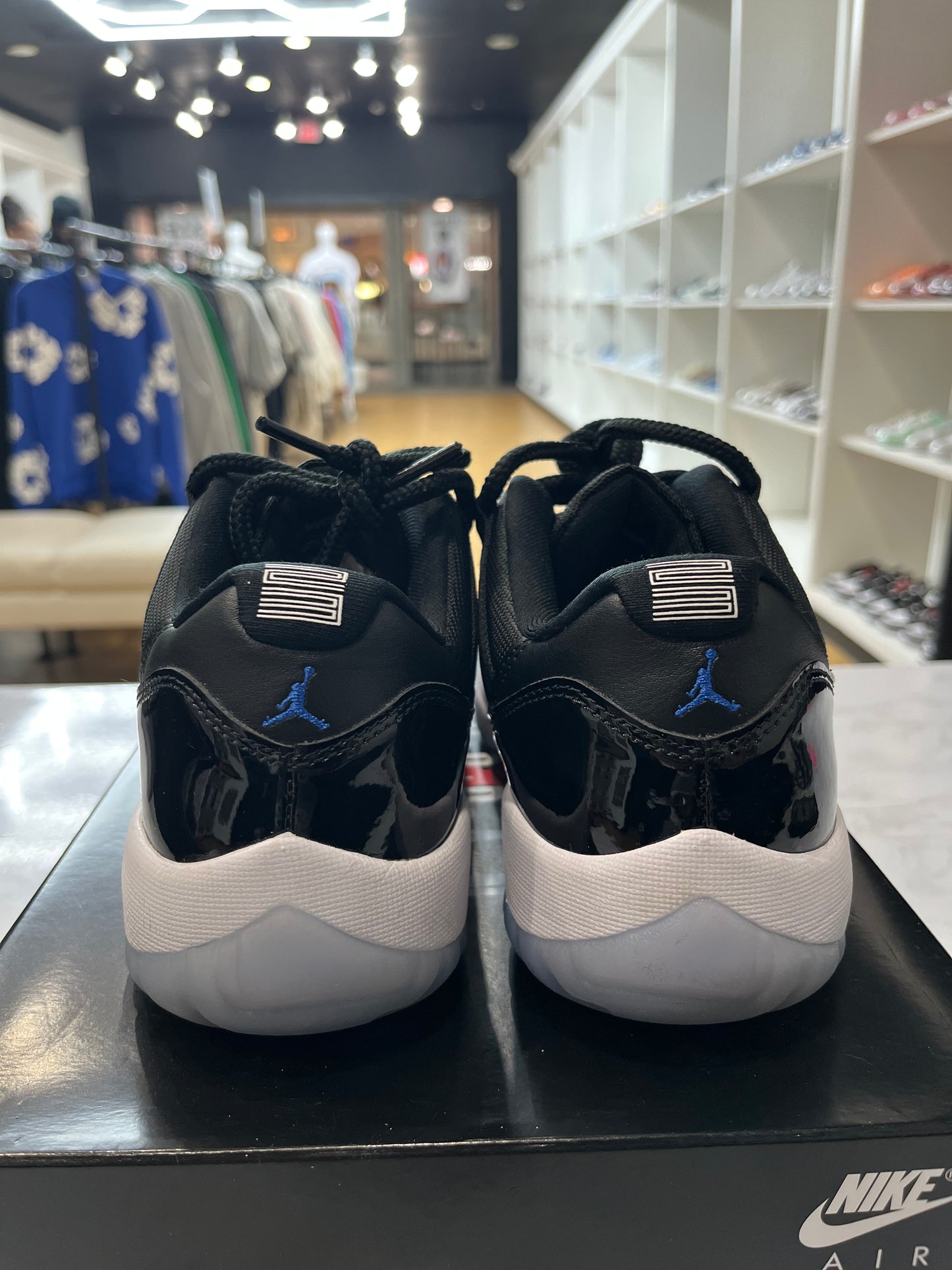 Jordan 11 Retro Low Space Jam PRE-OWNED