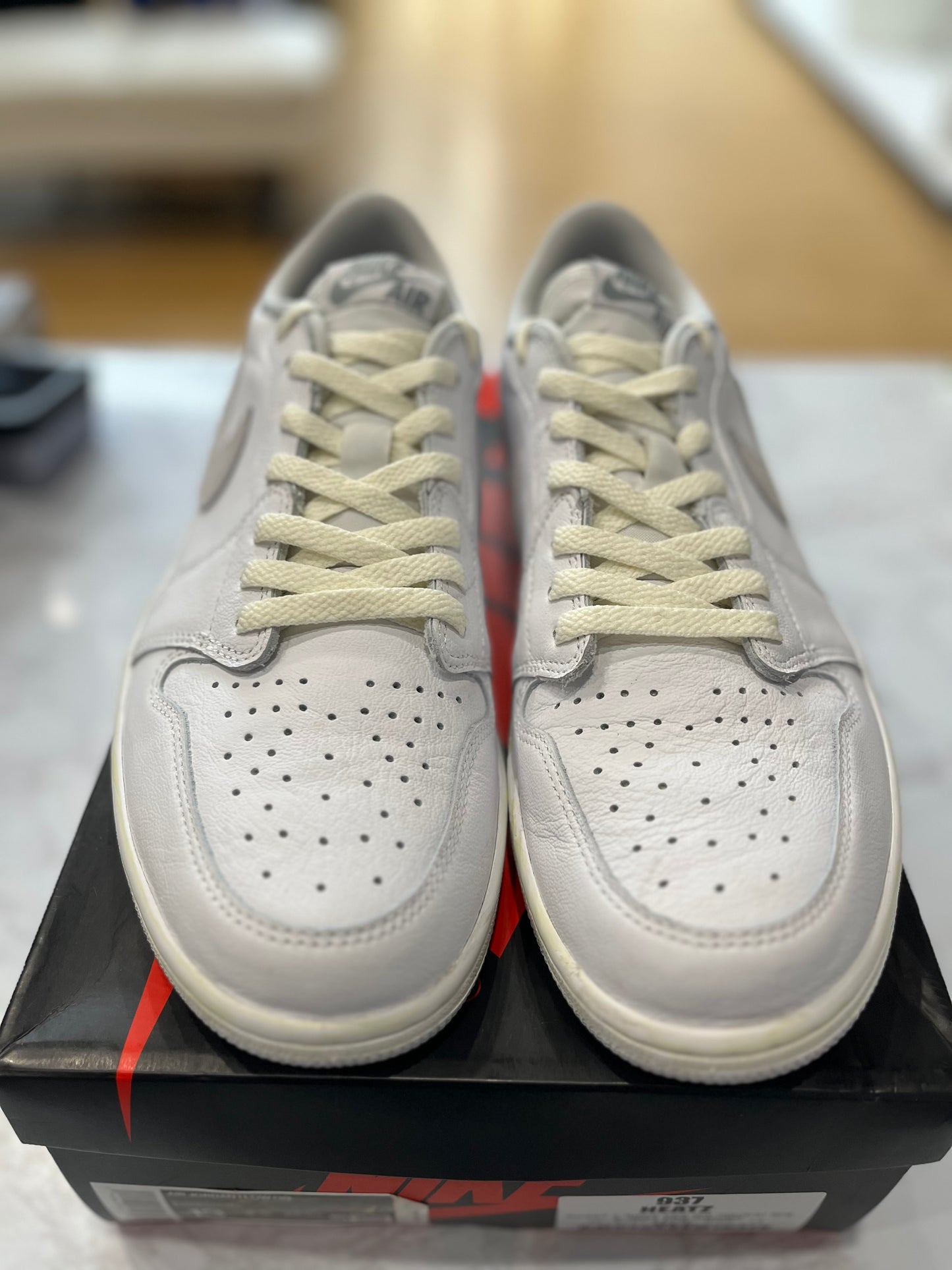 Jordan 1 Retro Low OG Neutral Grey 2021 PRE-OWNED