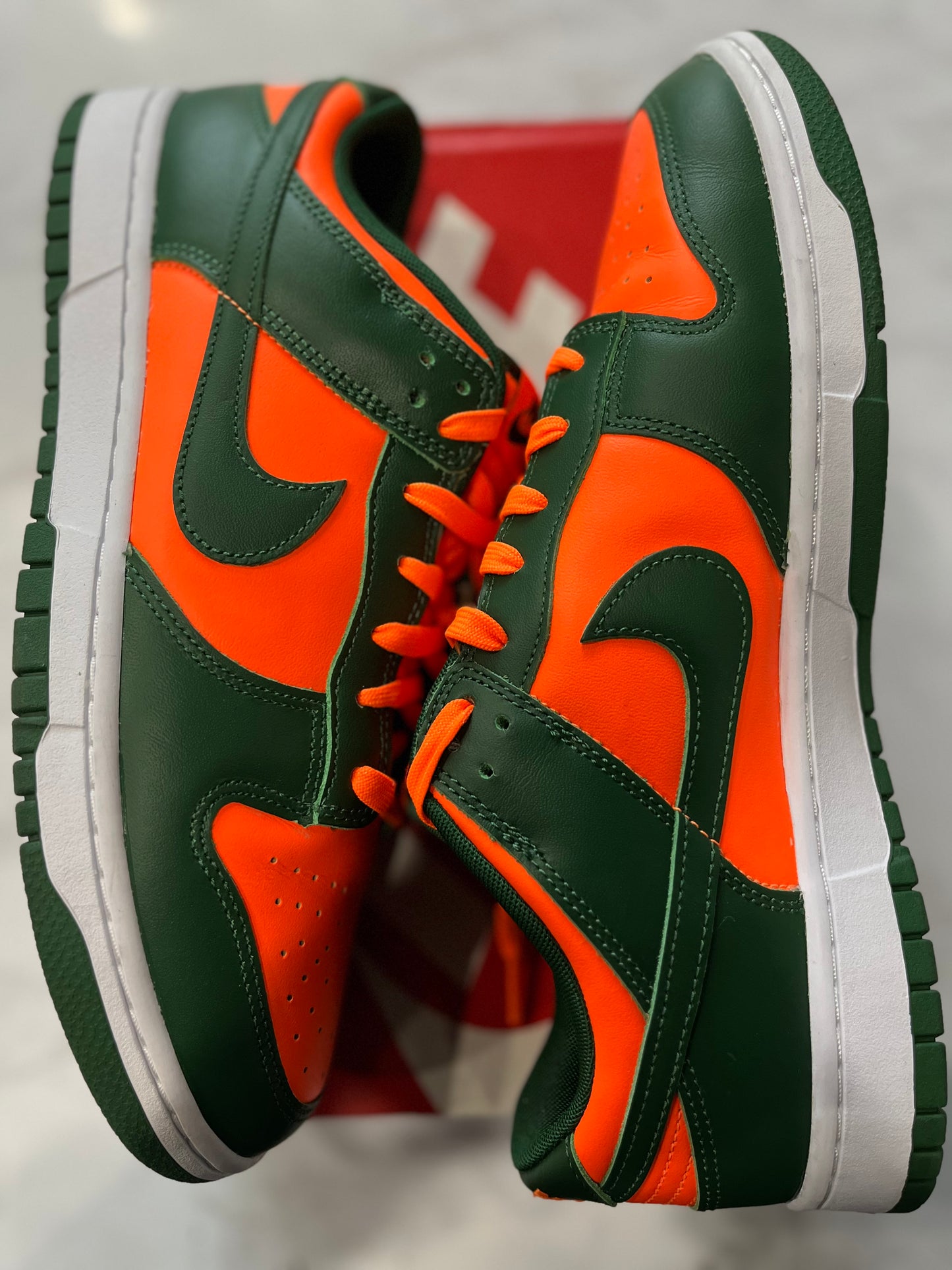 Dunk Low Miami Hurricanes PRE-OWNED