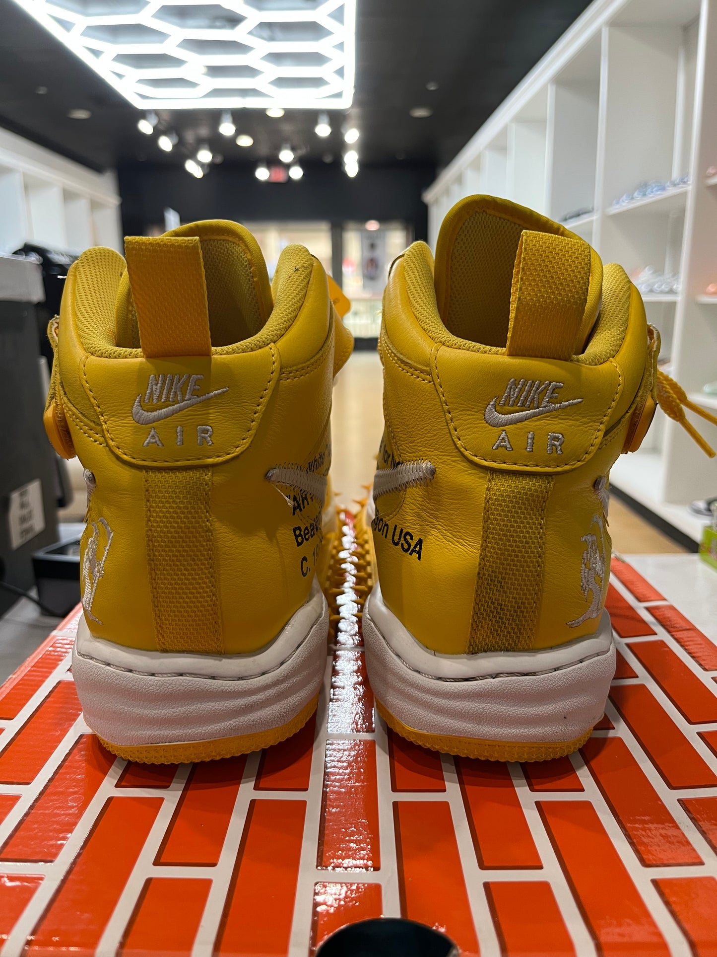 Off White X Air Force 1 Mid SP Leather Varsity Maize PRE-OWNED