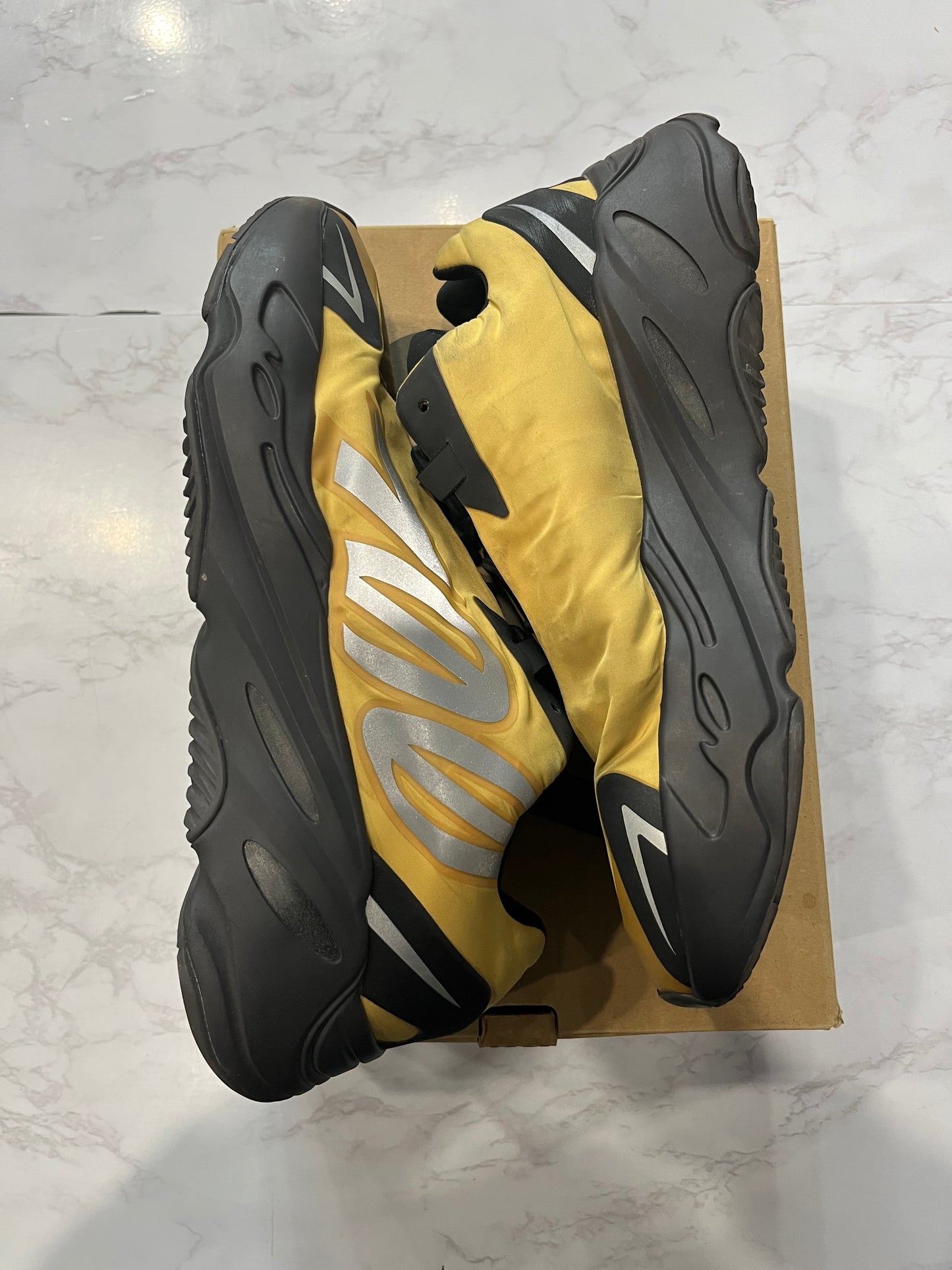 Yeezy Boost 700 MNVN Honey Flux PRE-OWNED