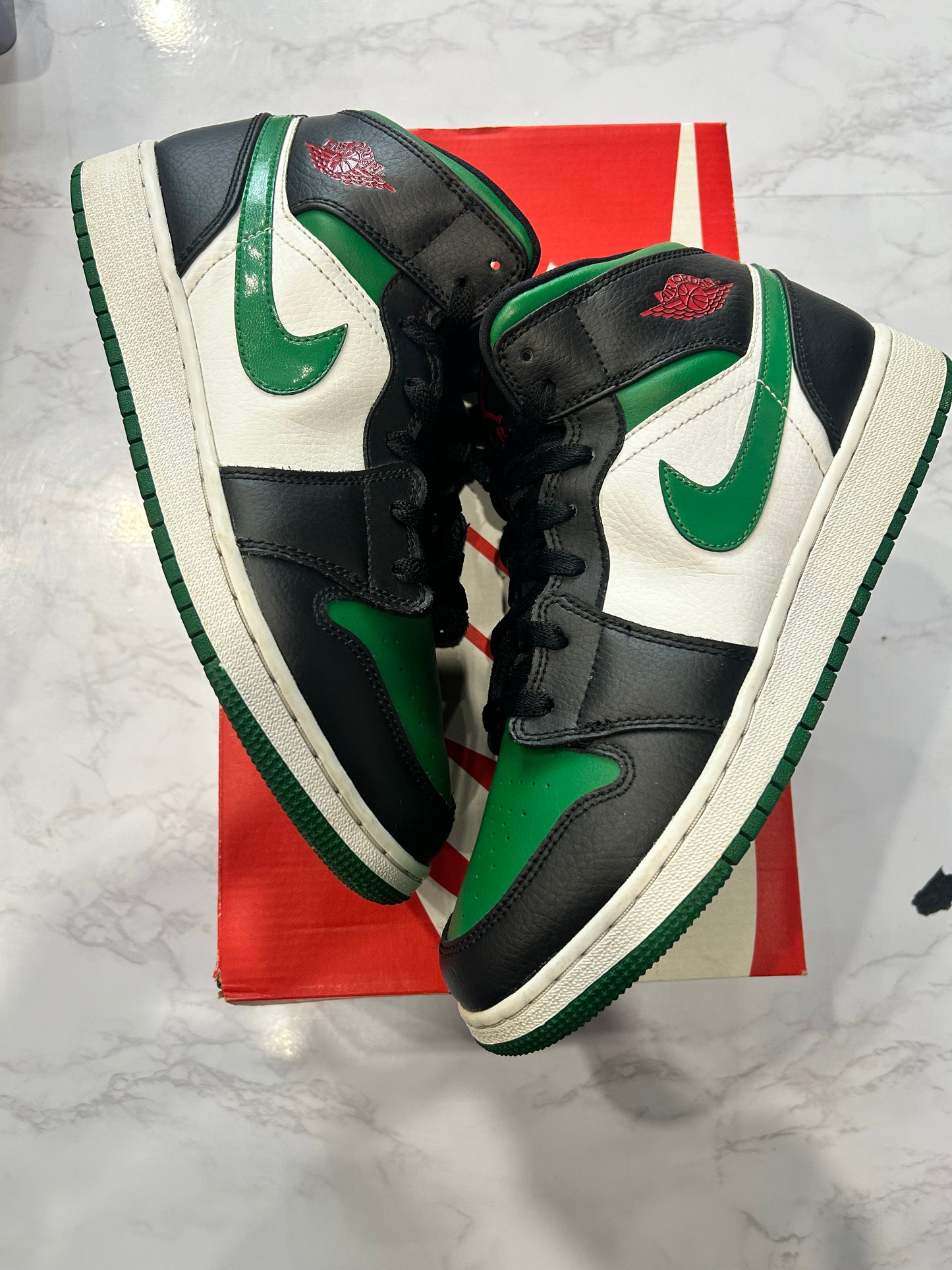 Jordan 1 Mid GS Black Pine Green PRE-OWNED