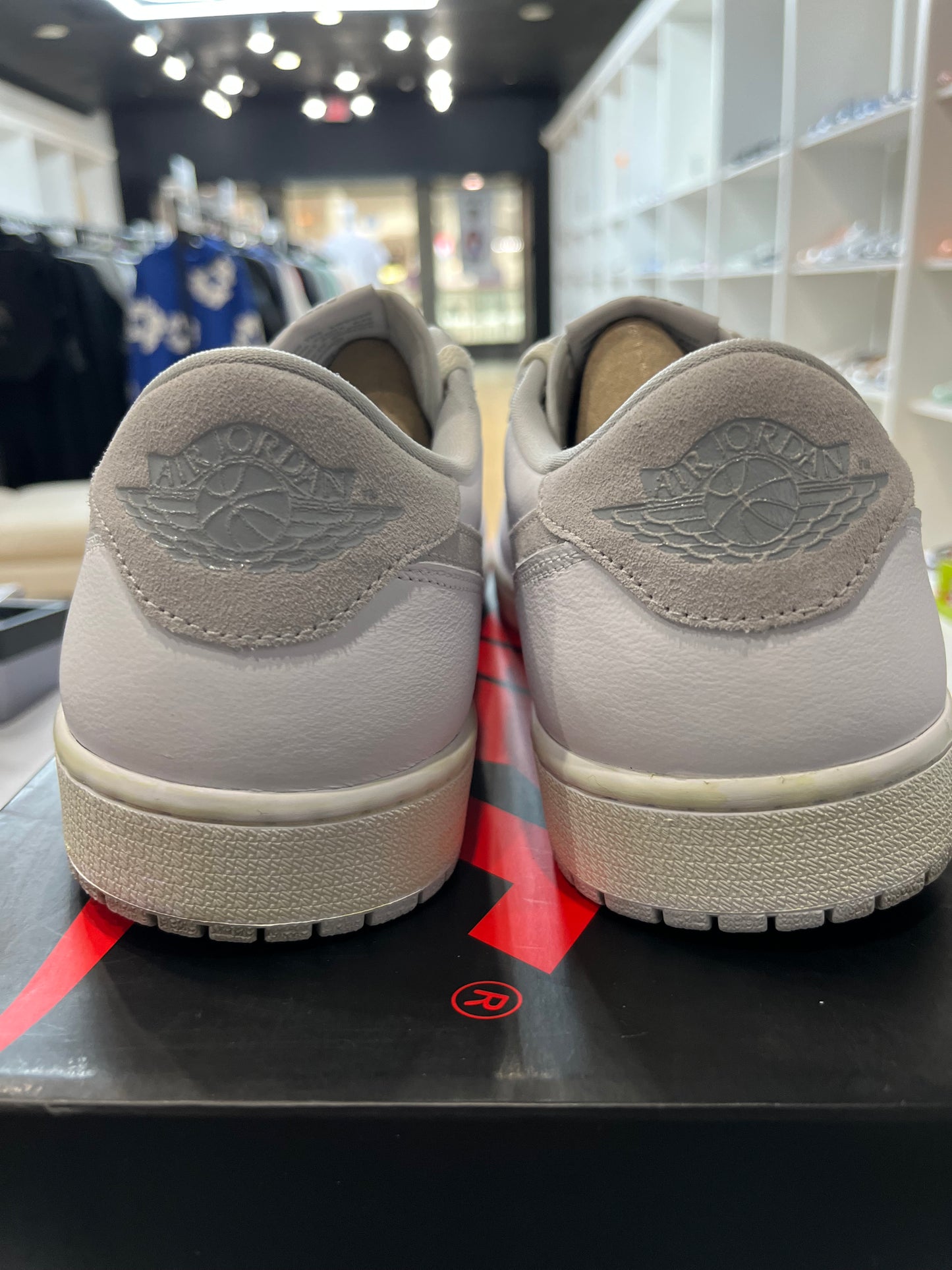 Jordan 1 Retro Low OG Neutral Grey 2021 PRE-OWNED