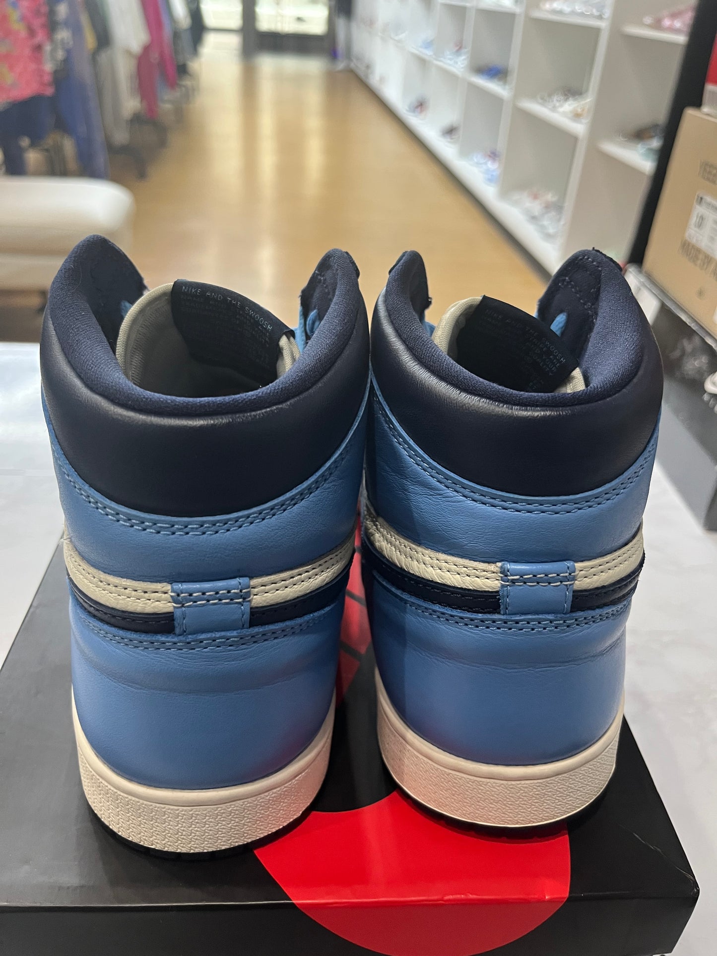 Jordan 1 Retro High OG Obsidian PRE-OWNED