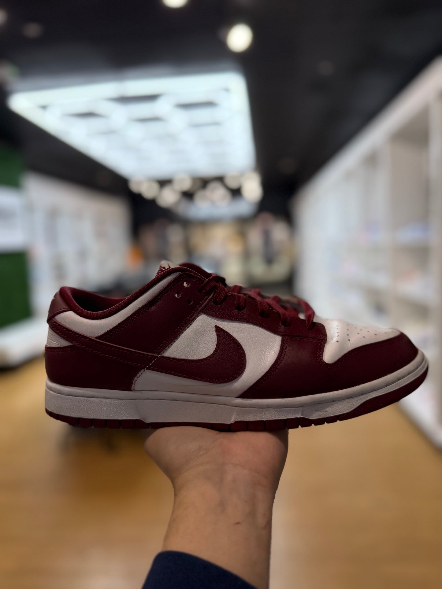 Dunk Low Team Red PRE-OWNED