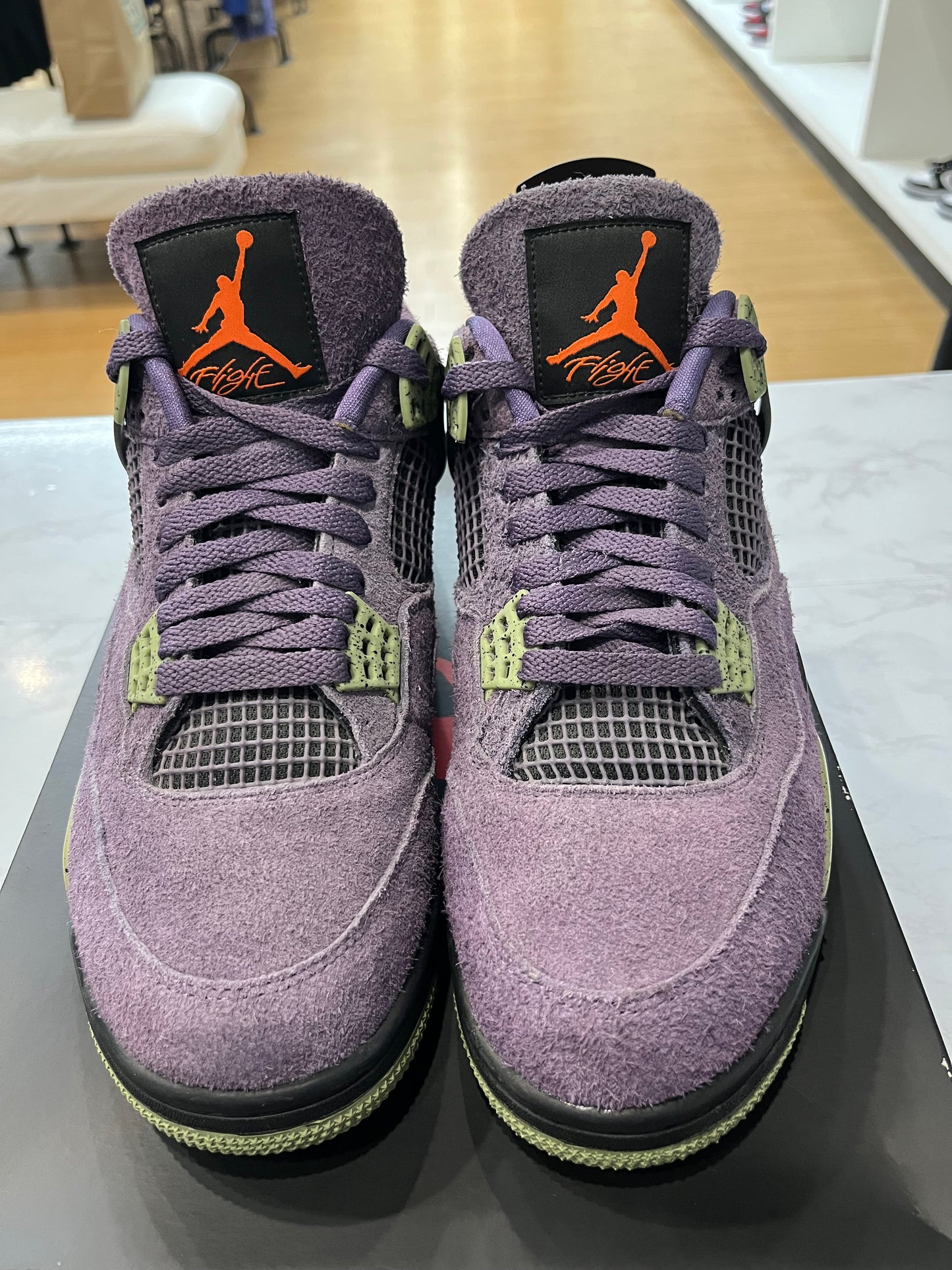 Wmns Jordan 4 Retro Canyon Purple PRE-OWNED