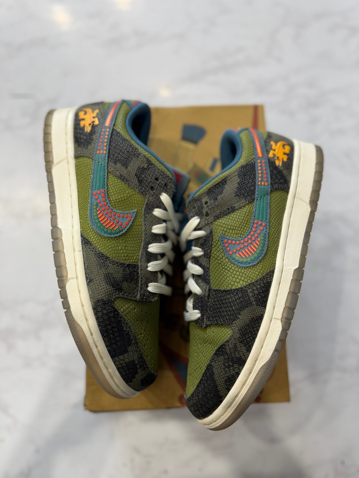 Dunk Low Si EMPRE Familia PRE-OWNED
