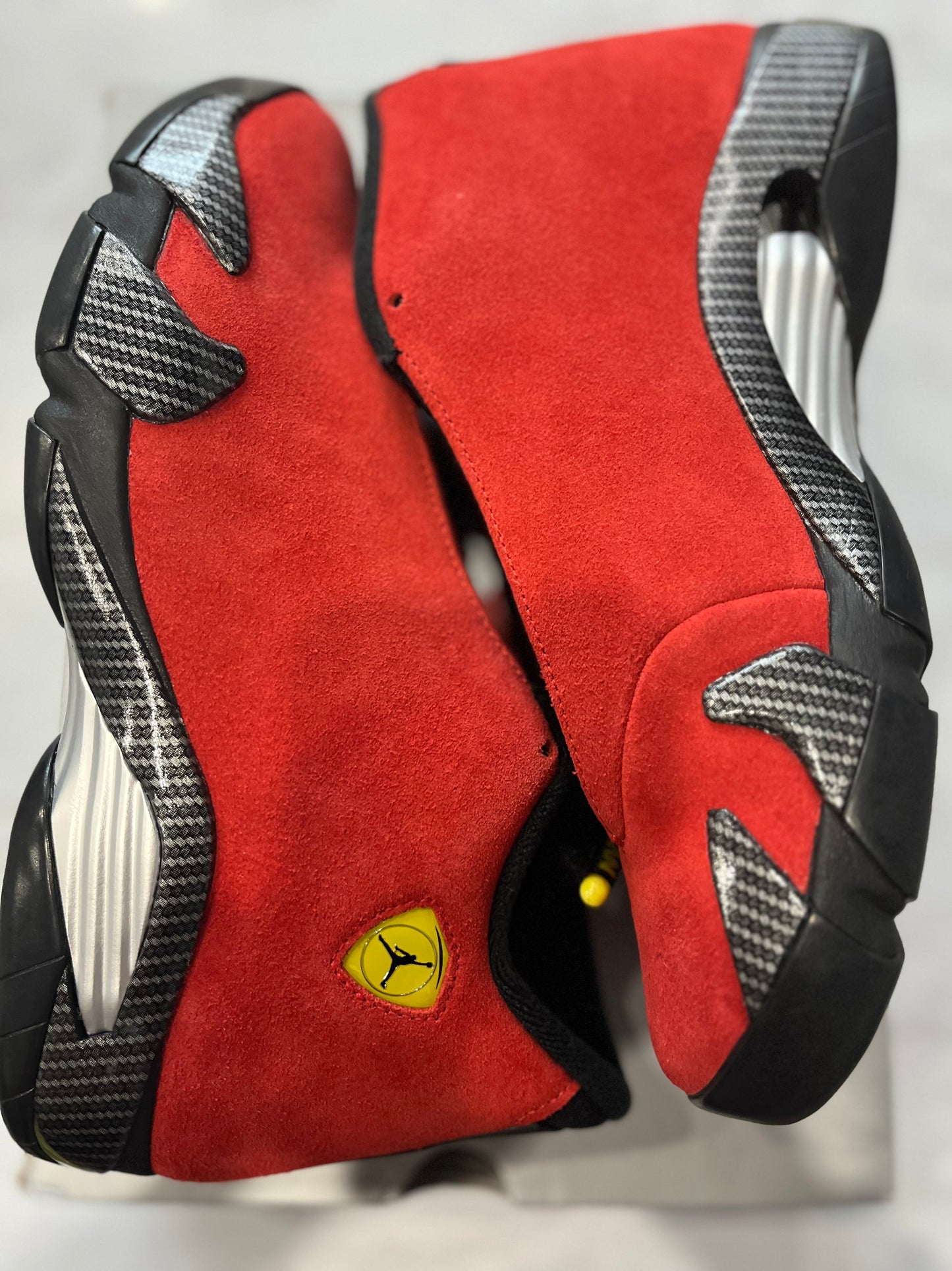 Jordan 14 Ferrari  2025 PRE-OWNED