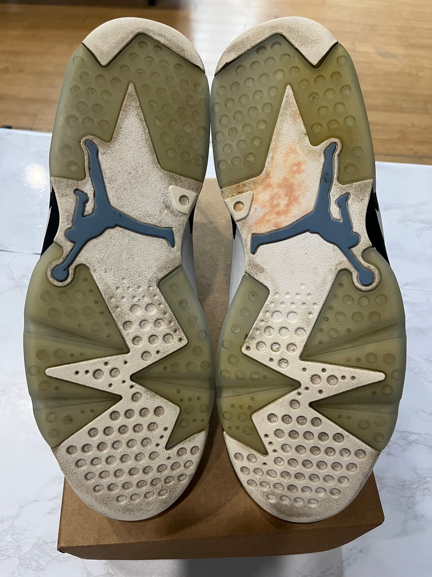 Jordan 6 Retro UNC Home PRE-OWNED