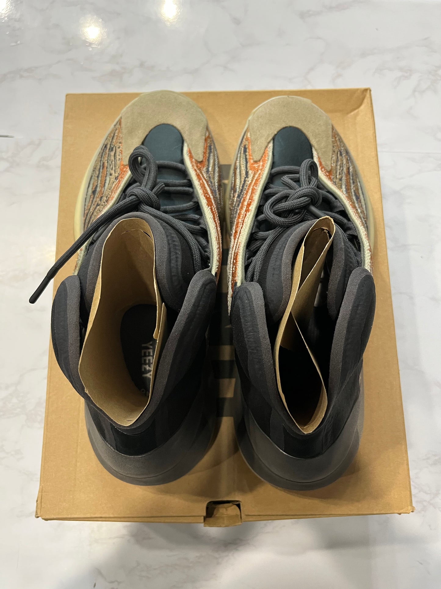 Yeezy Quantum Flash Orange PRE-OWNED