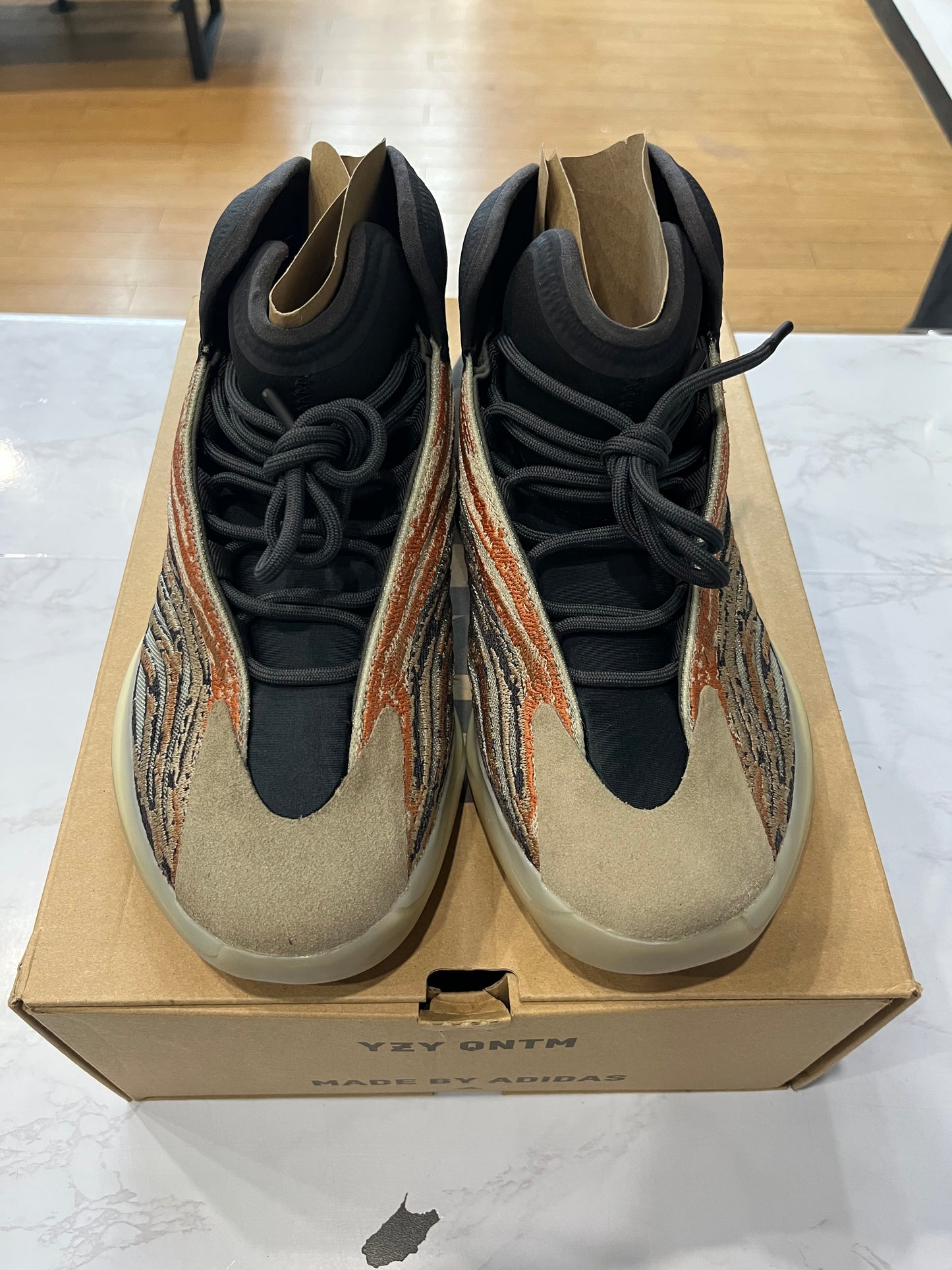 Yeezy Quantum Flash Orange PRE-OWNED
