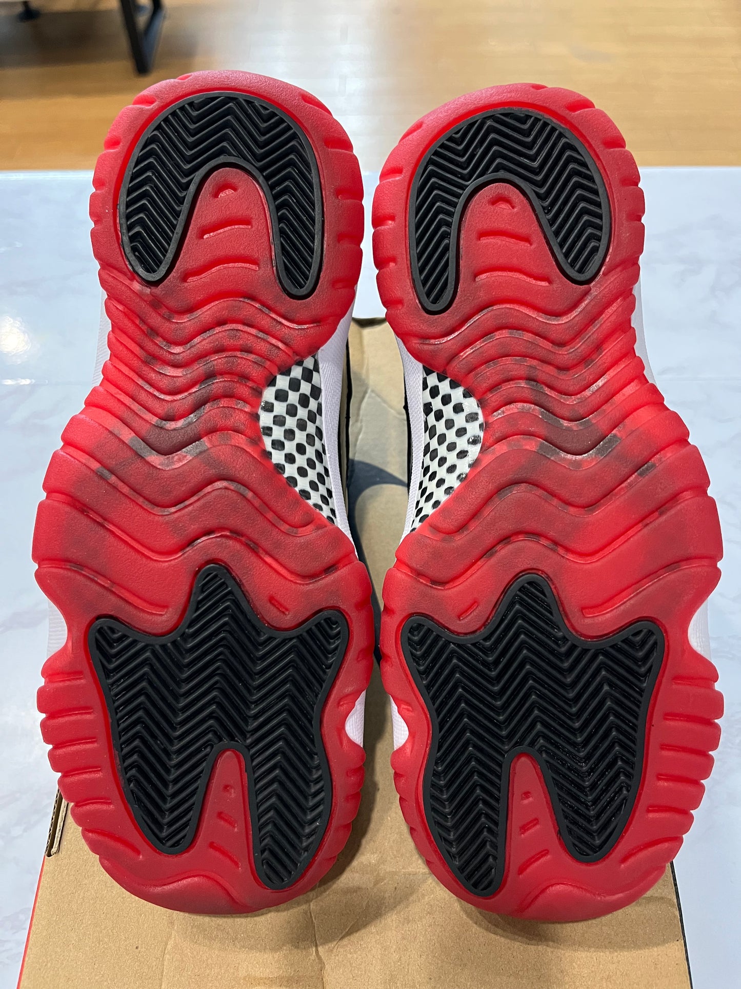 Air Jordan 11 Retro GS Bred 2019