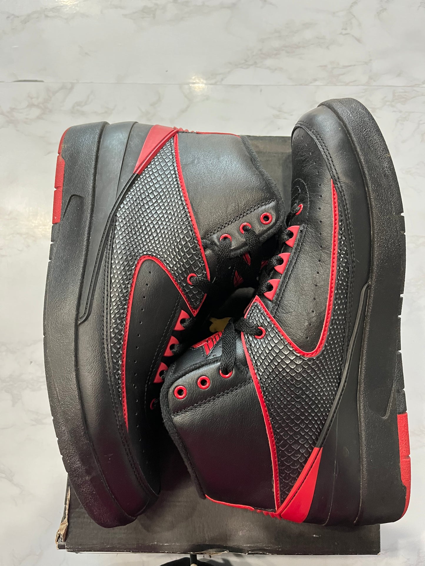 Jordan 2 Retro Alternate 87 PRE-OWNED