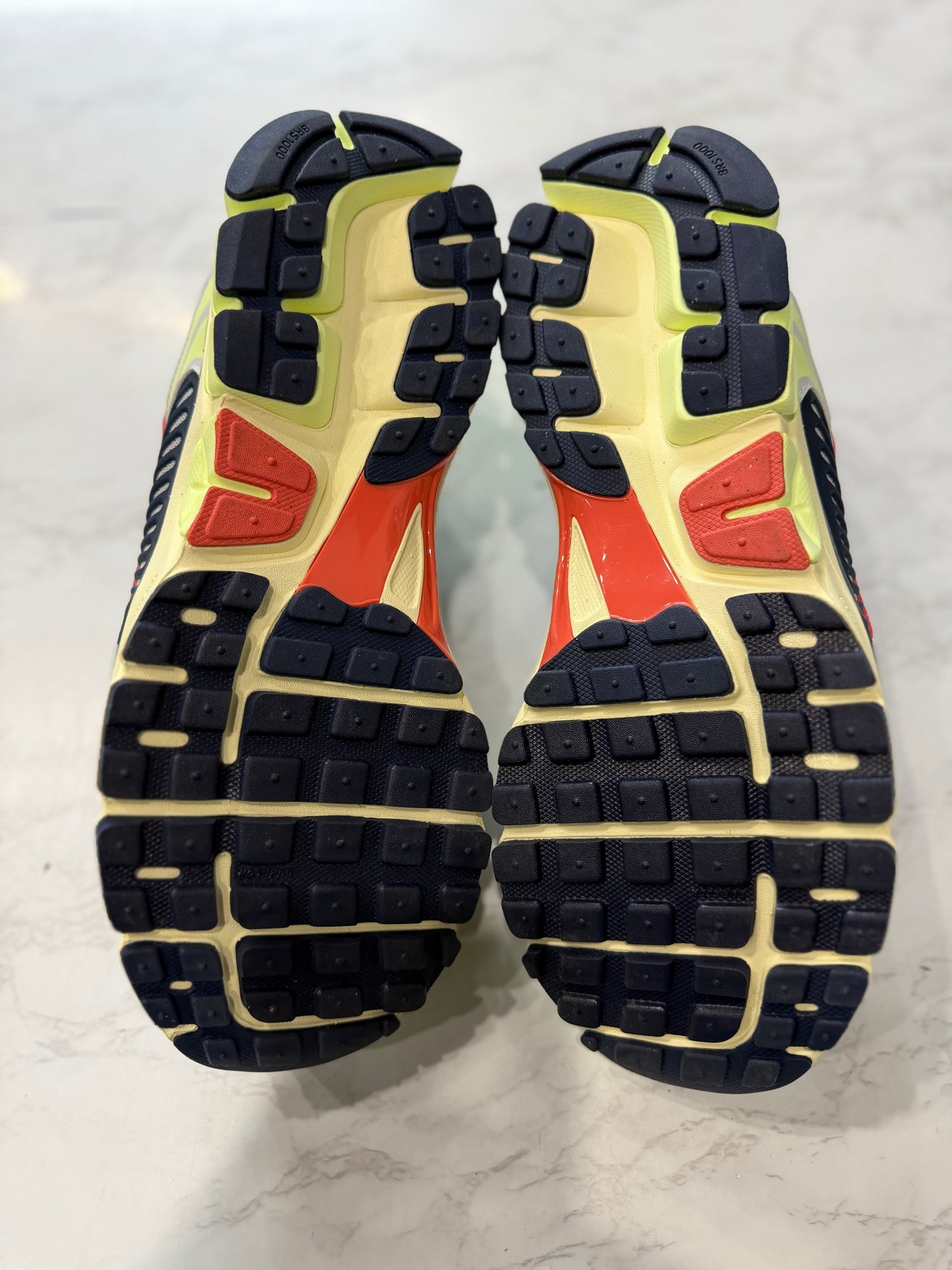 Air Zoom Vomero 5 Barely Volt Midnight Navy PRE-OWNED