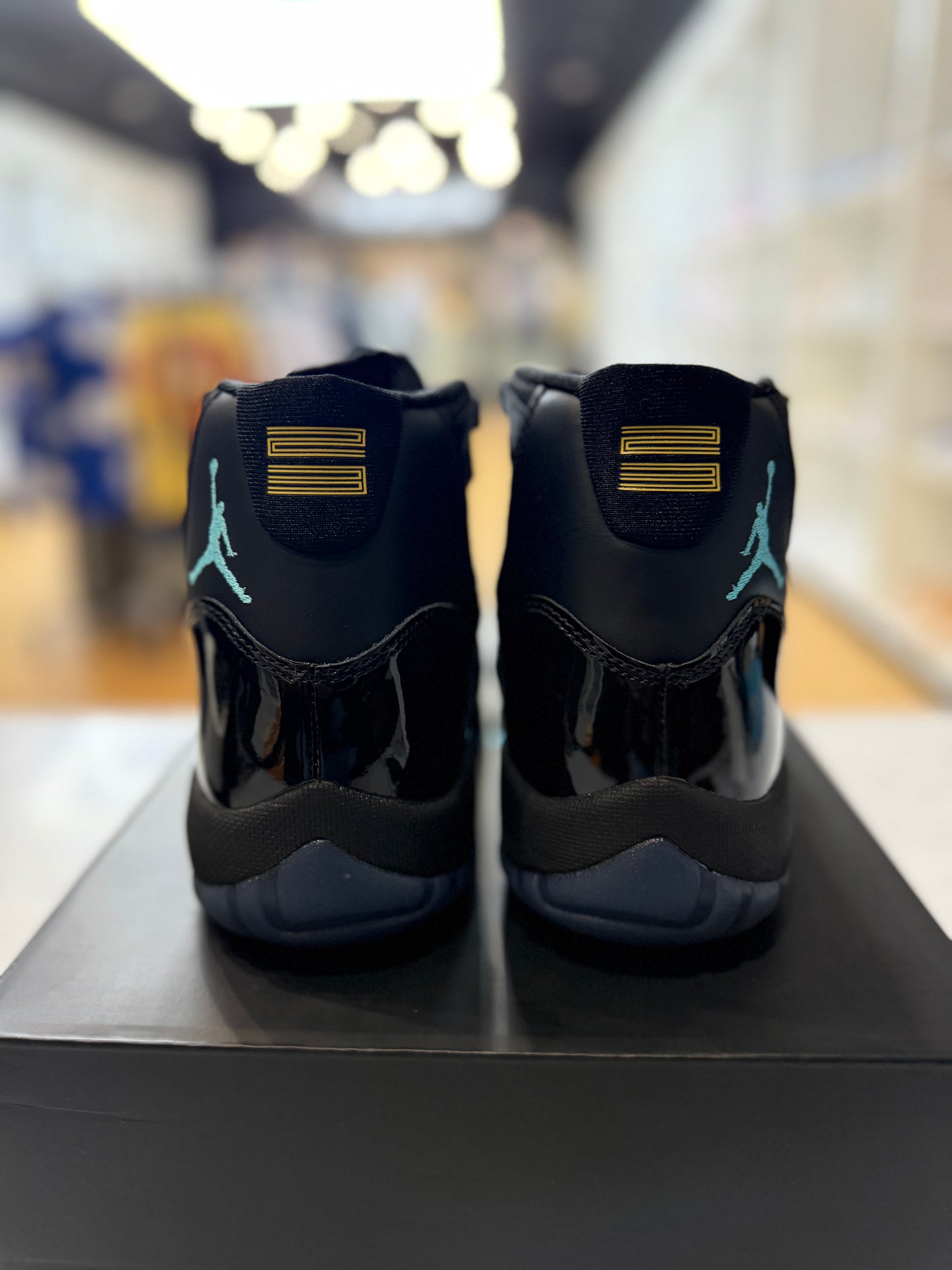 Jordan 11 Retro Gamma Blue 2025 PRE-OWNED