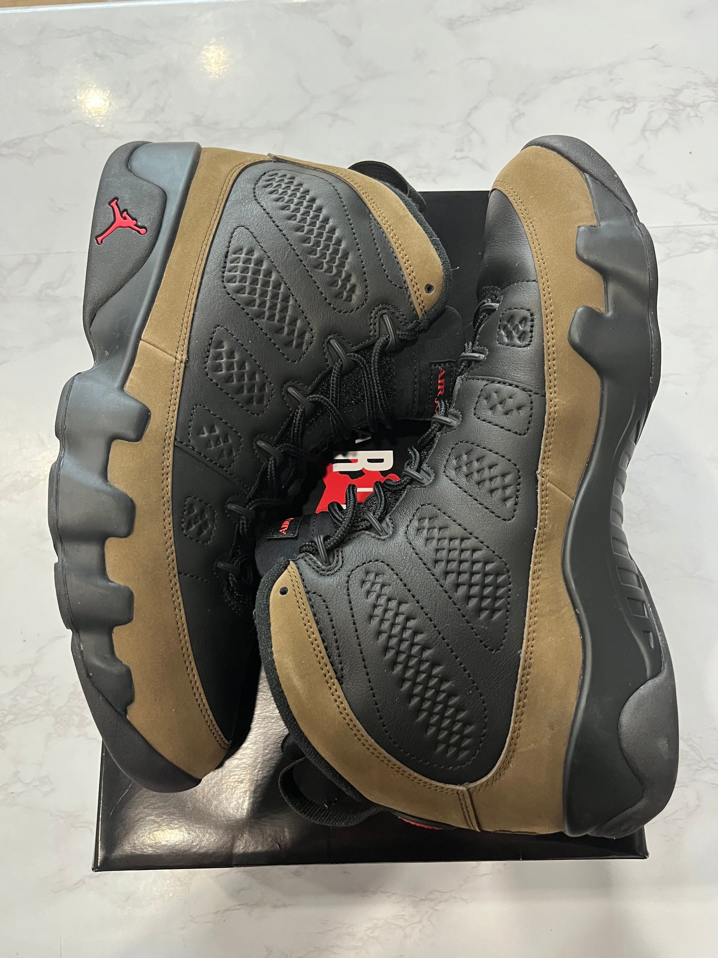 Air Jordan 9 Retro Olive 2024
