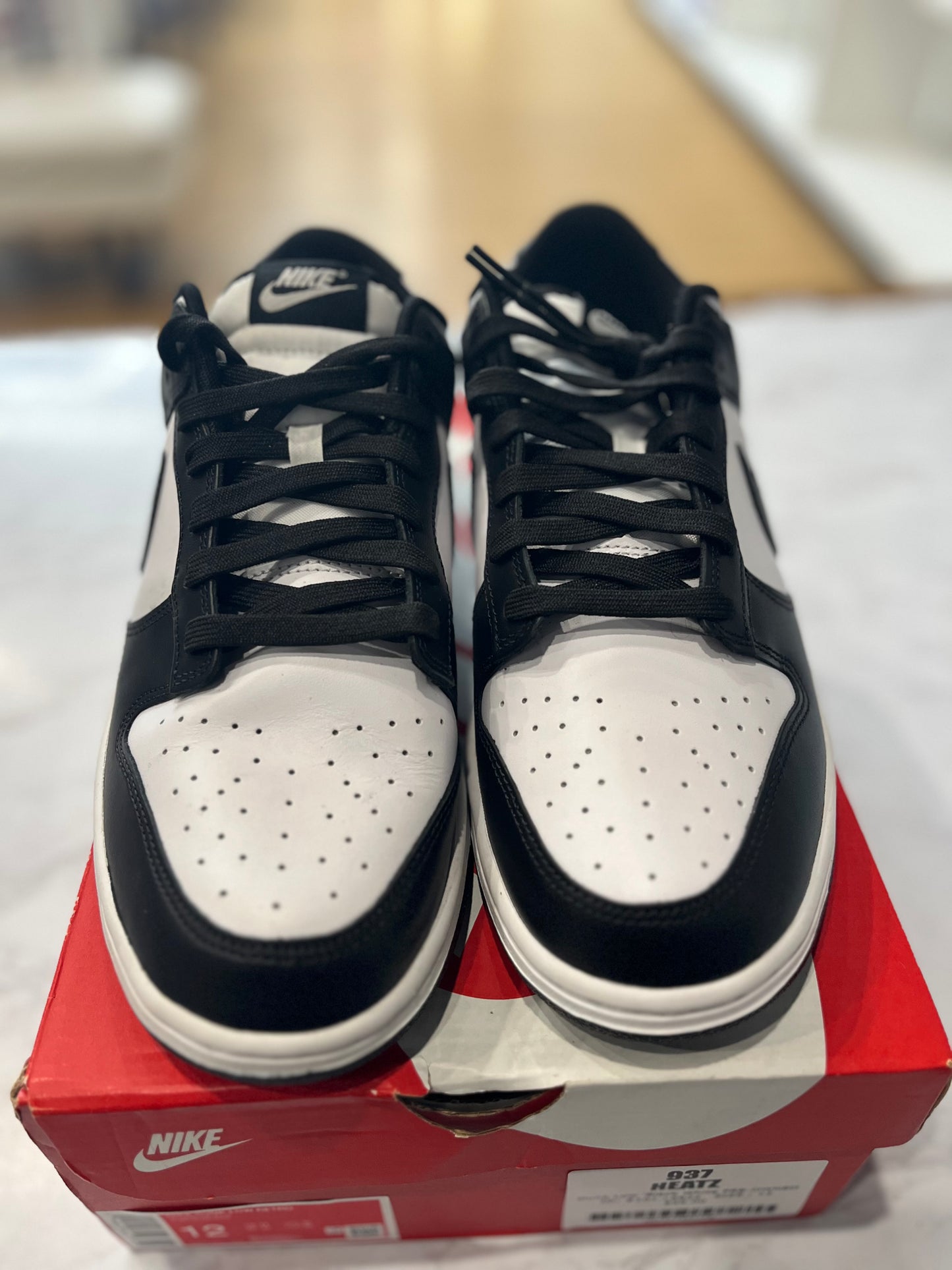 Dunk Low Black White PRE-OWNED