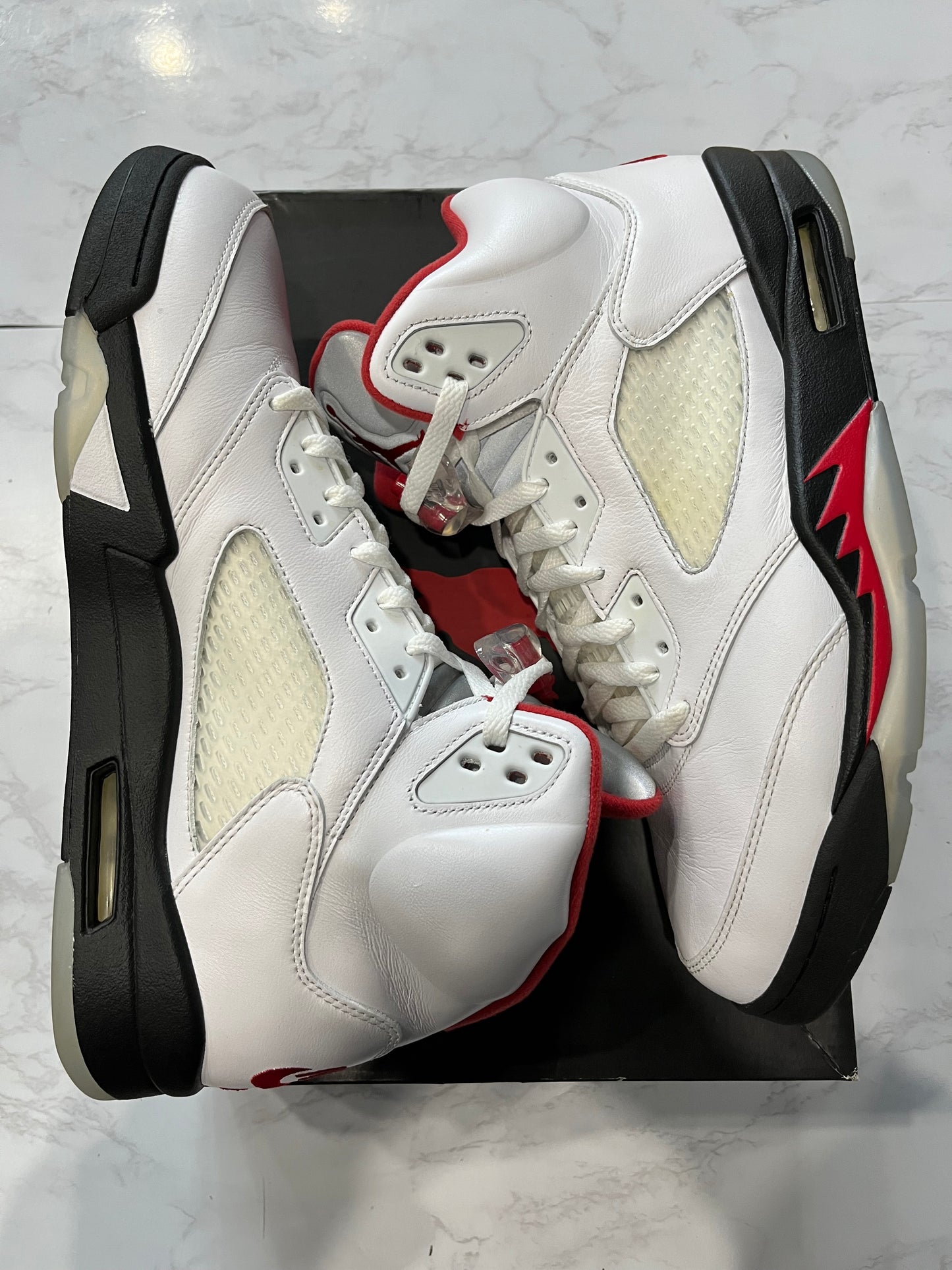 Jordan 5 Retro Fire Red 2020 PRE-OWNED