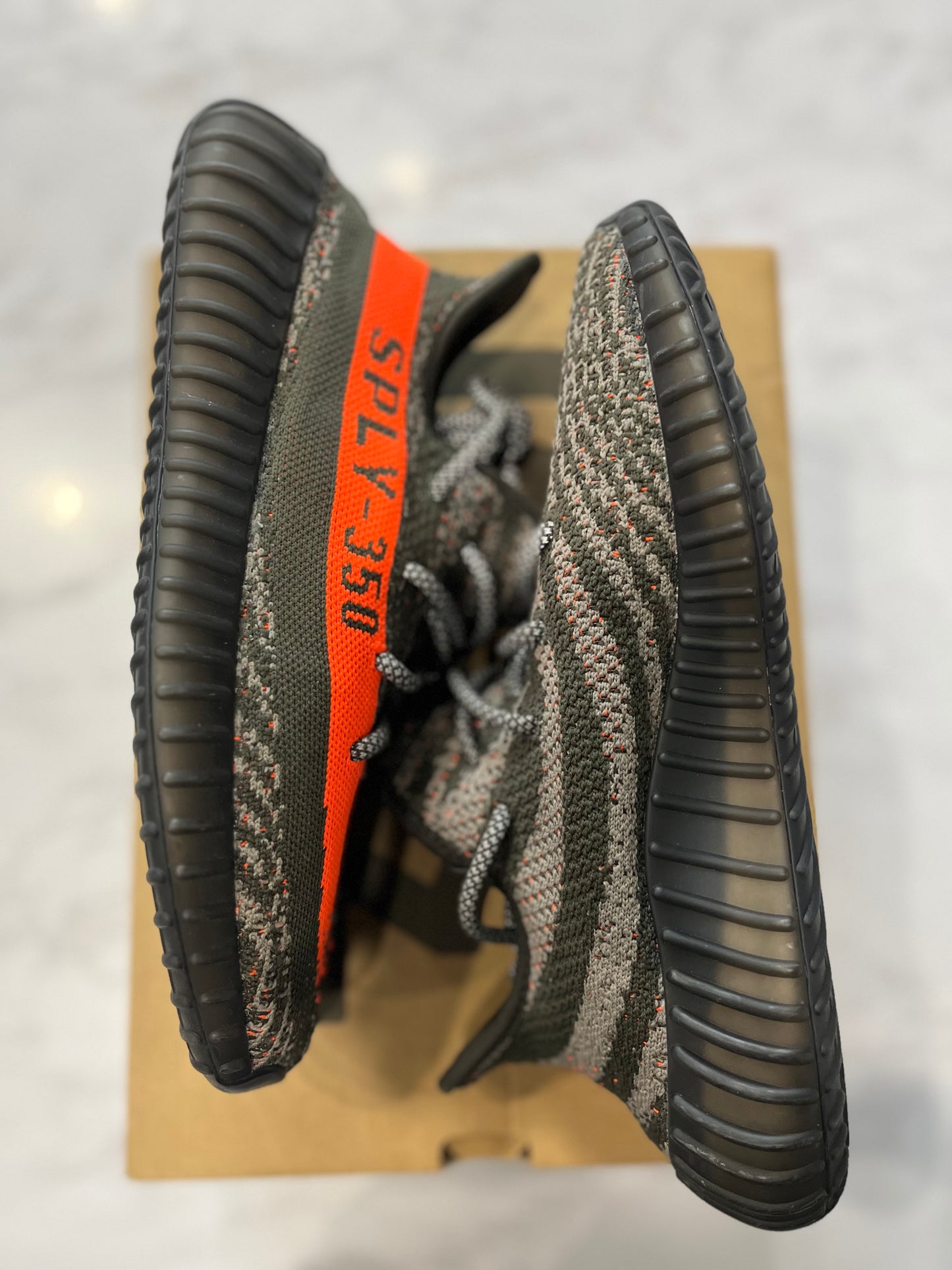 Yeezy Boost 350 V 2 Carbon Beluga PRE-OWNED