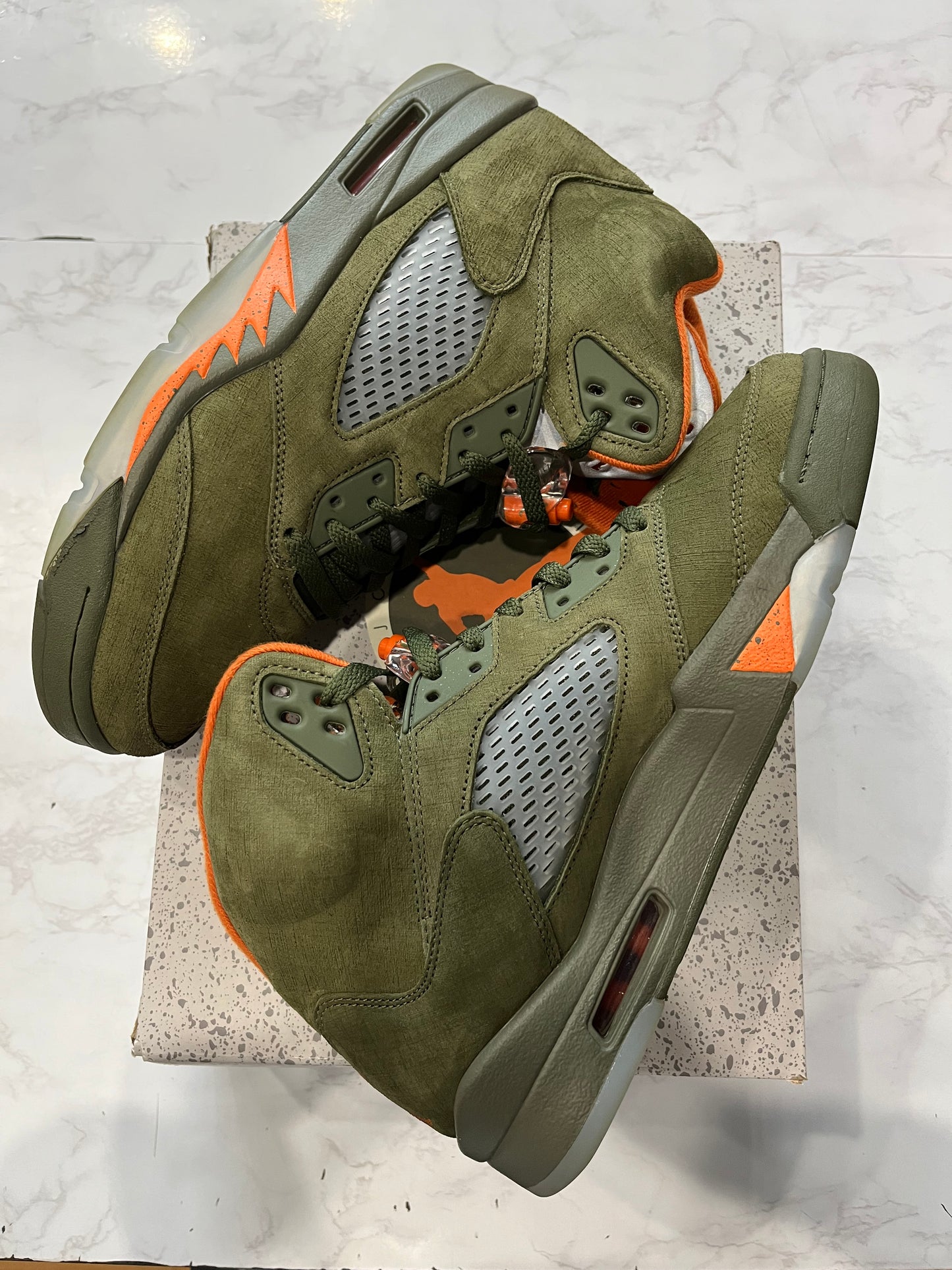 Jordan 5 Retro Olive 2024 PRE-OWNED