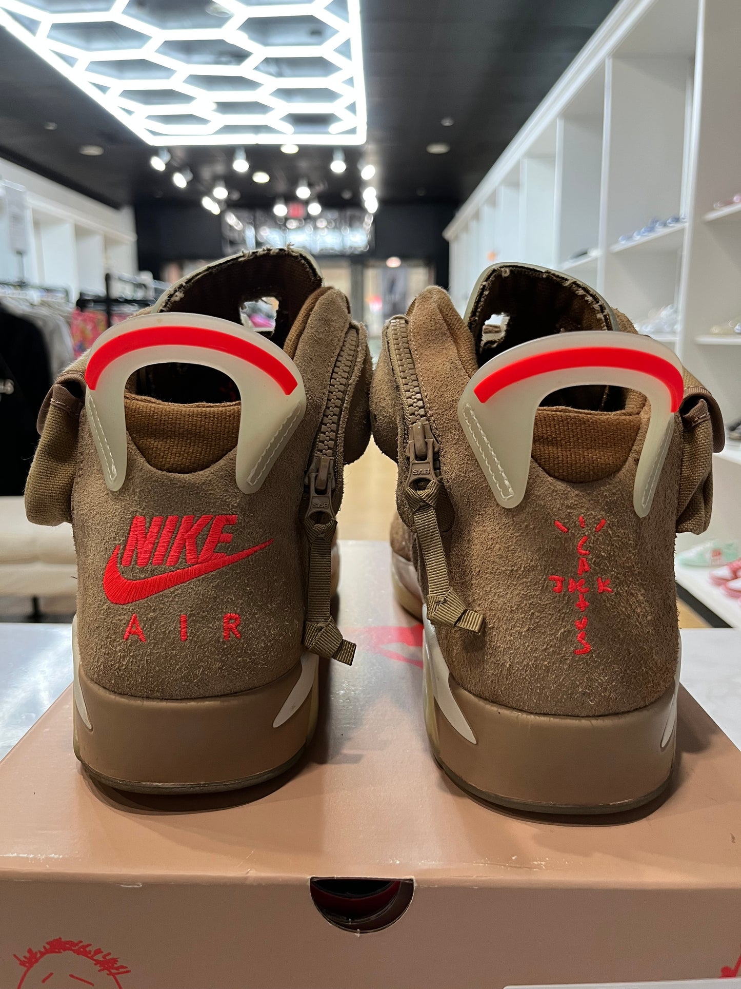 Travis Scott x Jordan 6 Retro British Khaki PRE-OWNED