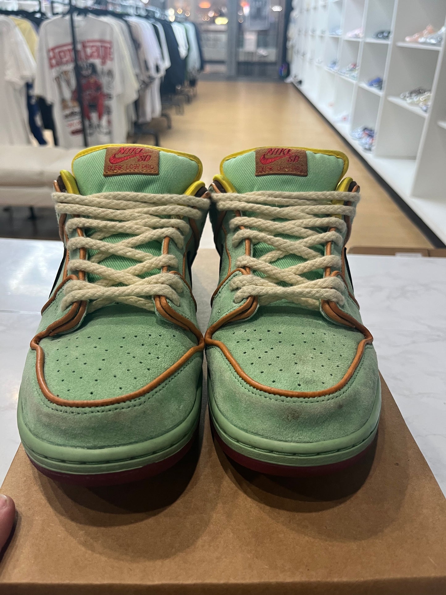 Nike SB Dunk Low Rodeo Tourmaline PRE-OWNED