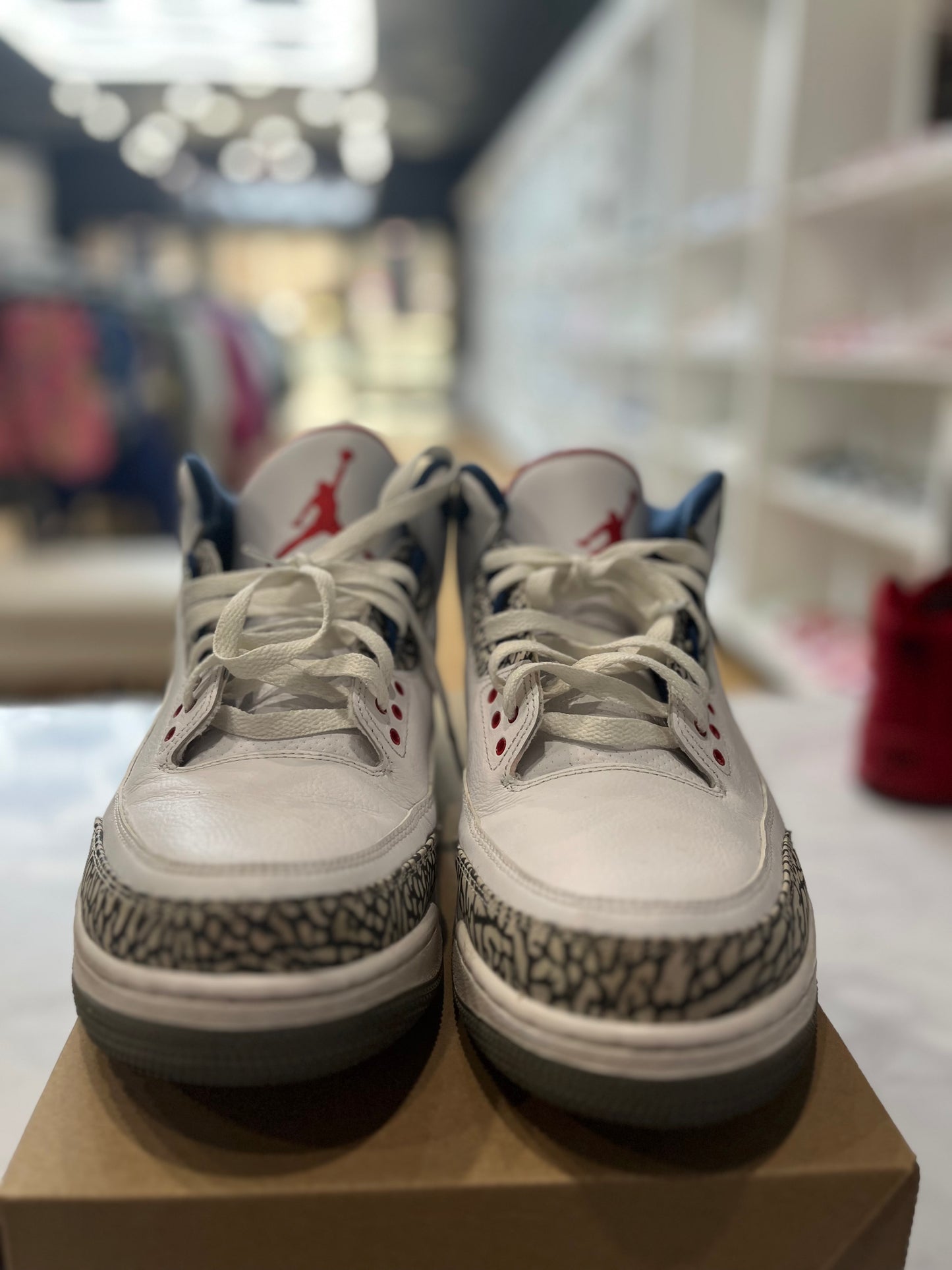 Jordan 3 Retro OG True Blue 2016 PRE-OWNED