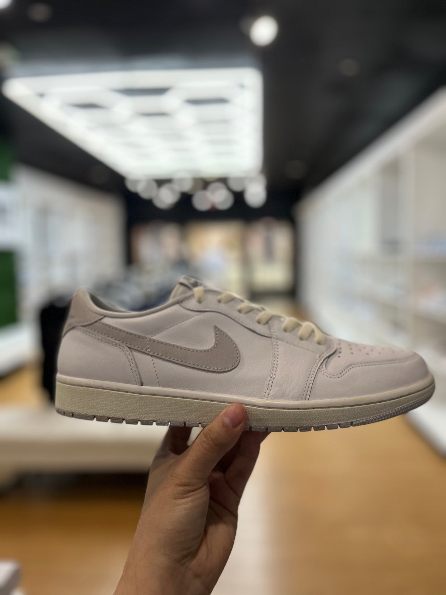 Jordan 1 Retro Low OG Neutral Grey 2021 PRE-OWNED