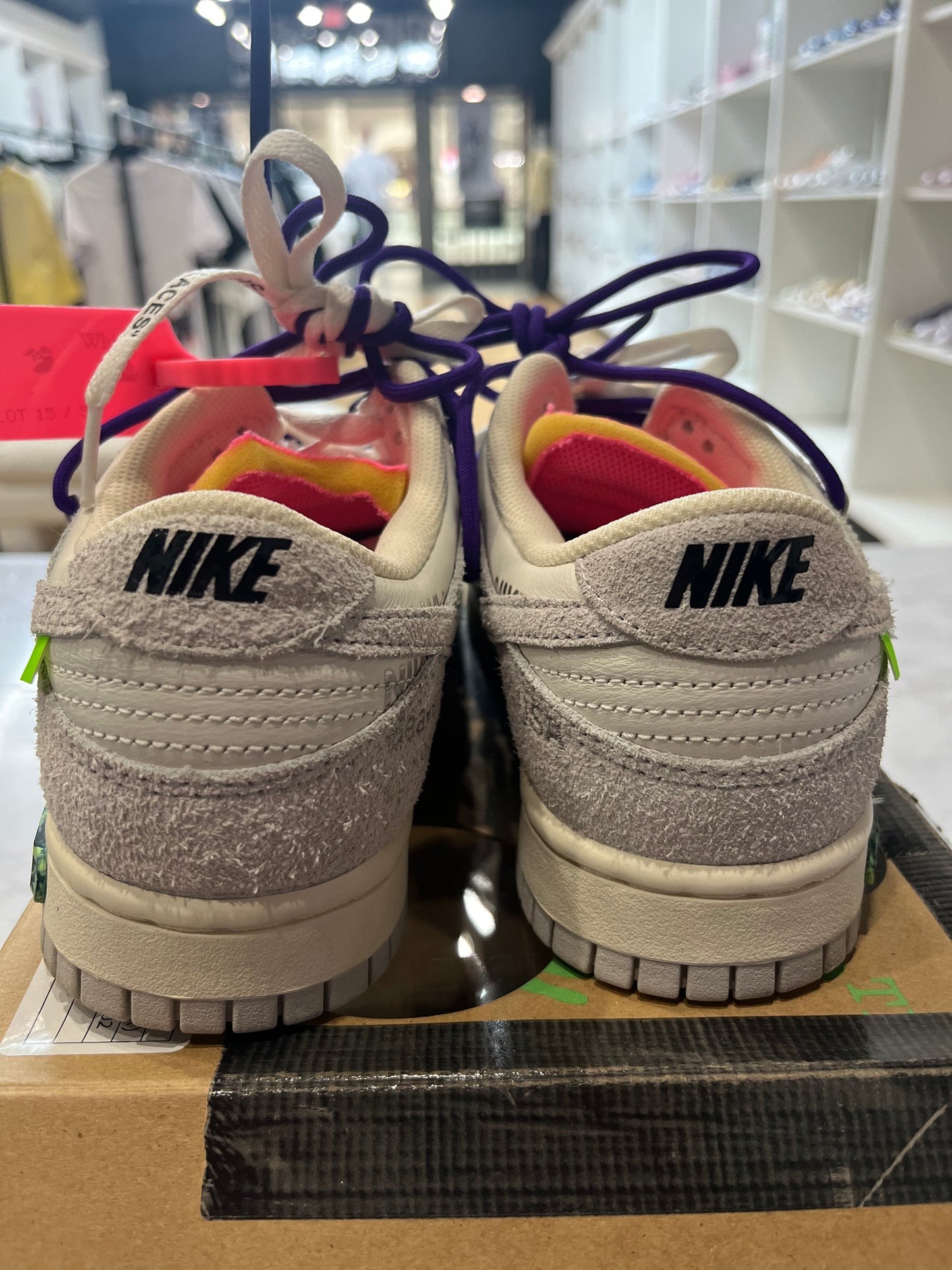 Off-White x Dunk Low Lot 15 of 50 PRE-OWNED