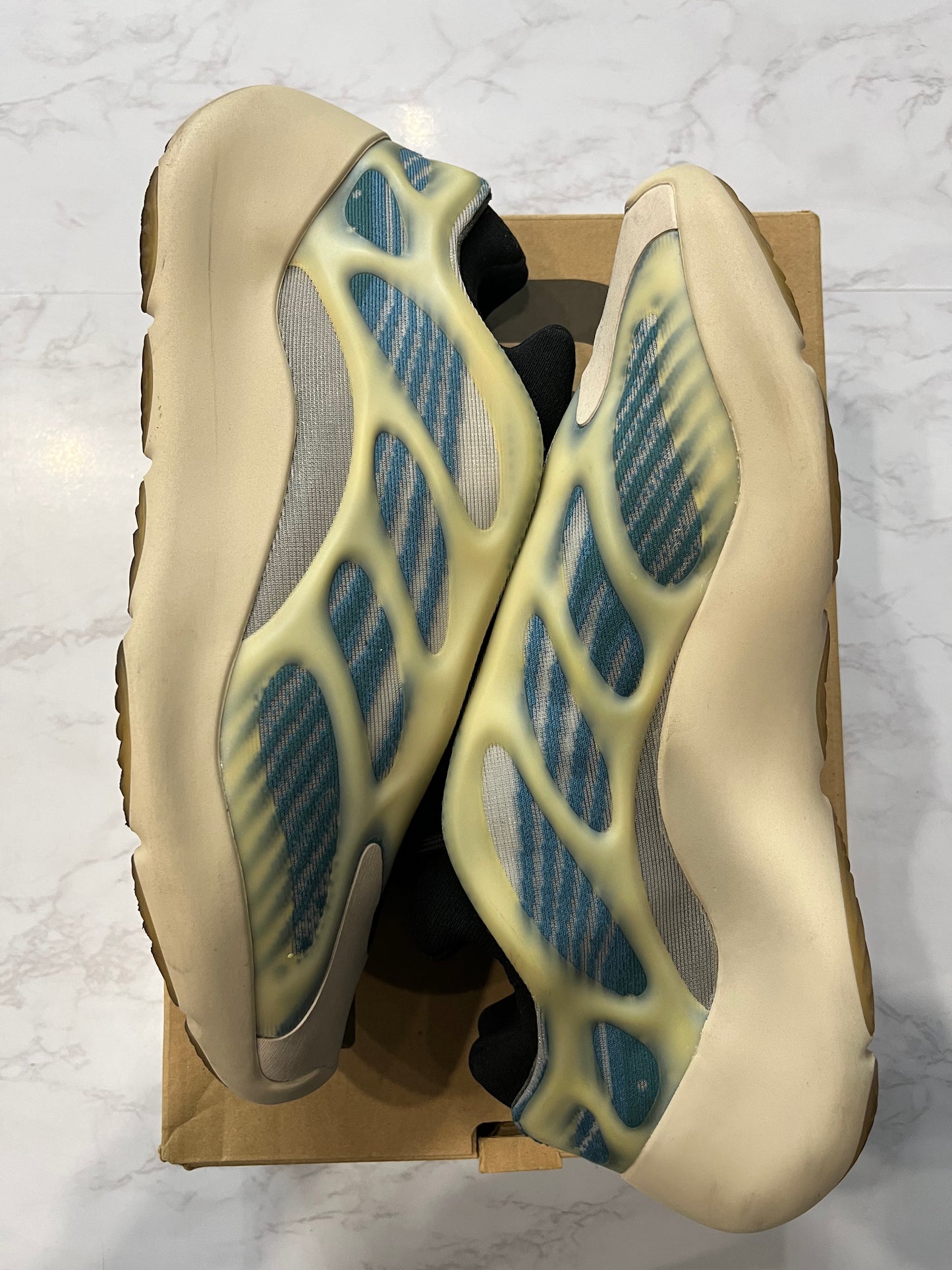 Yeezy 700 V 3 Kyanite PRE-OWNED