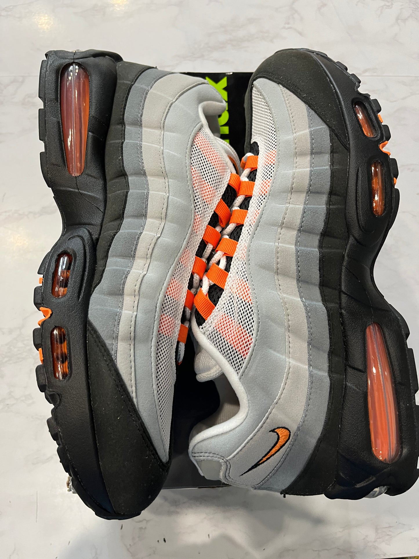 Air Max 95 OG Bright Mandarin PRE-OWNED