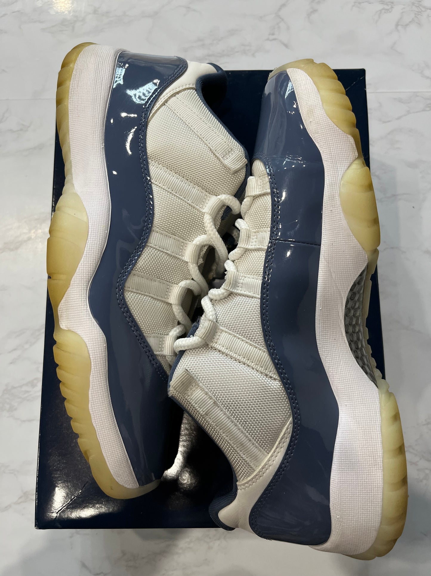 Jordan 11 Retro Low Diffused Blue PRE - OWNED
