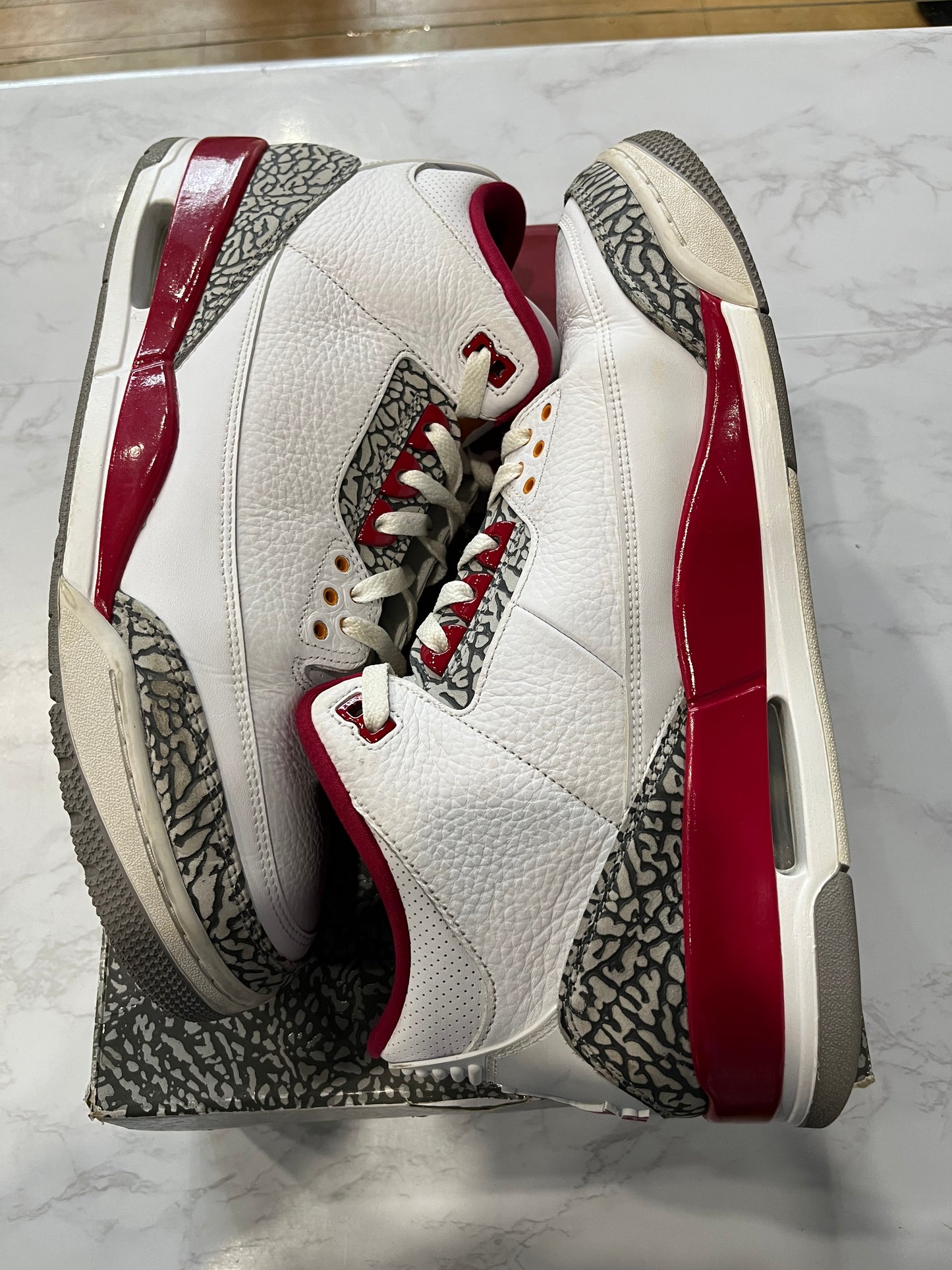 Jordan 3 Retro Cardinal Red PRE-OWNED