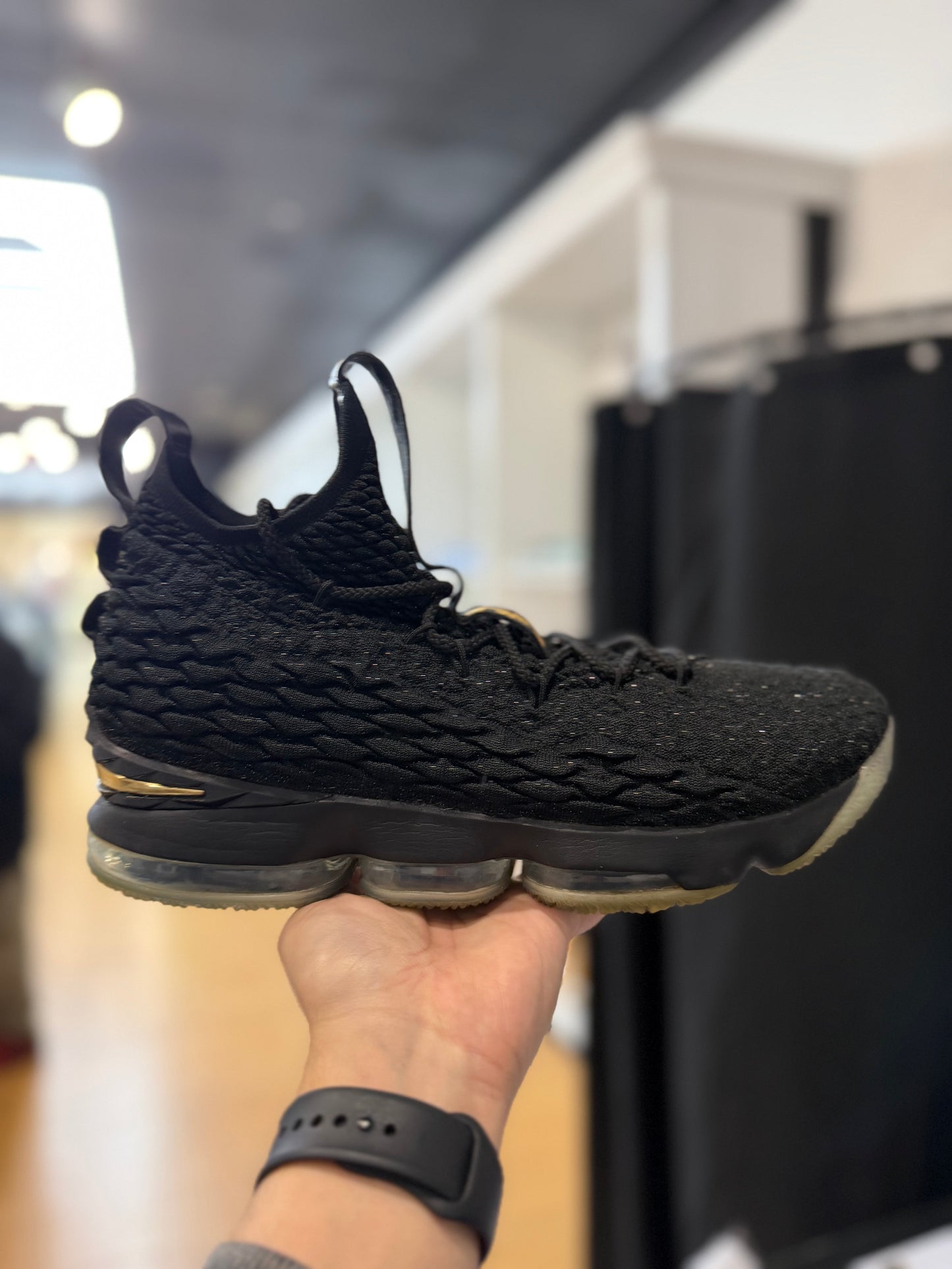 LeBron 15 Metallic Gold PRE-OWNED