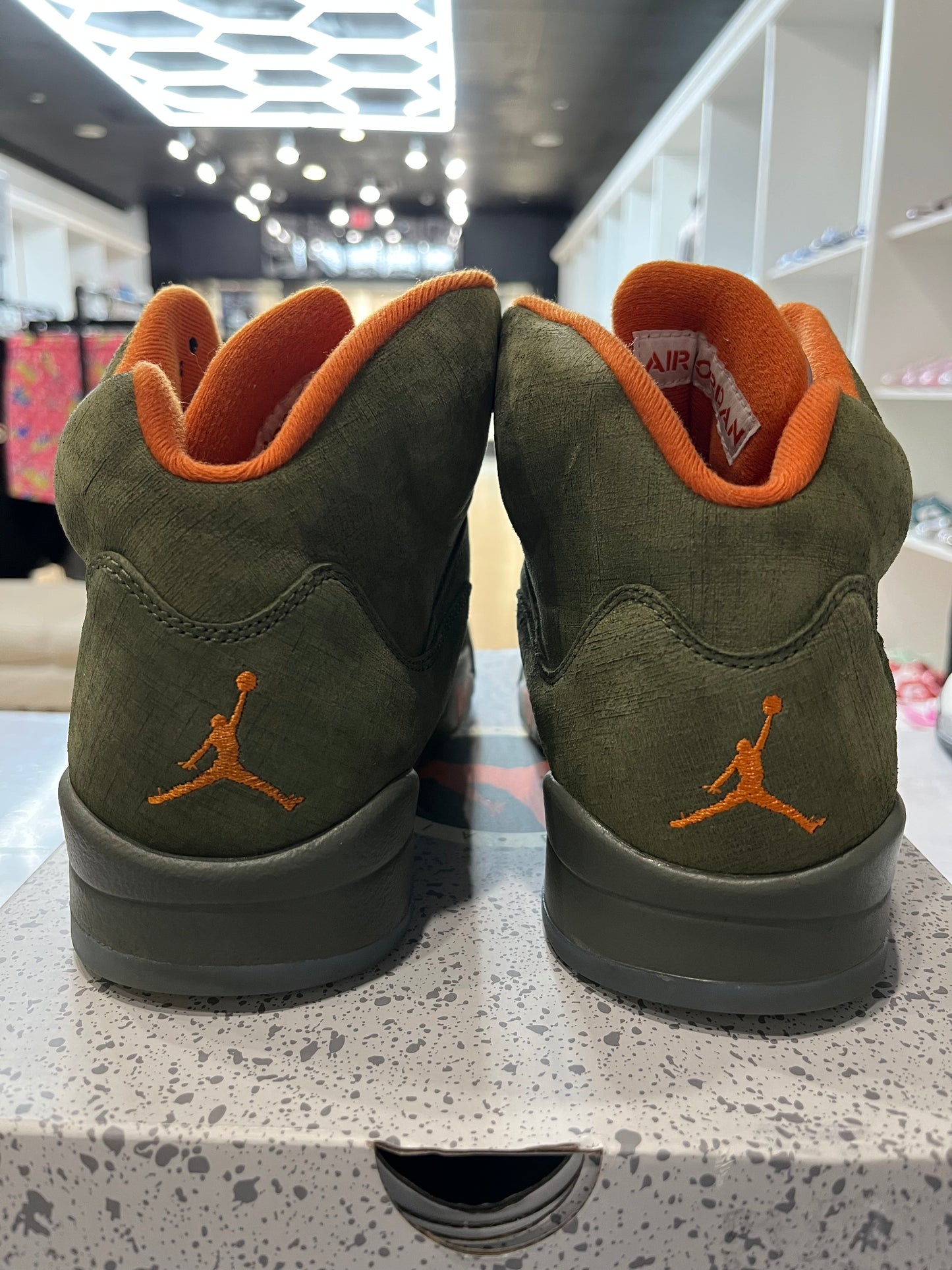 Jordan 5 Retro Olive 2024 PRE-OWNED