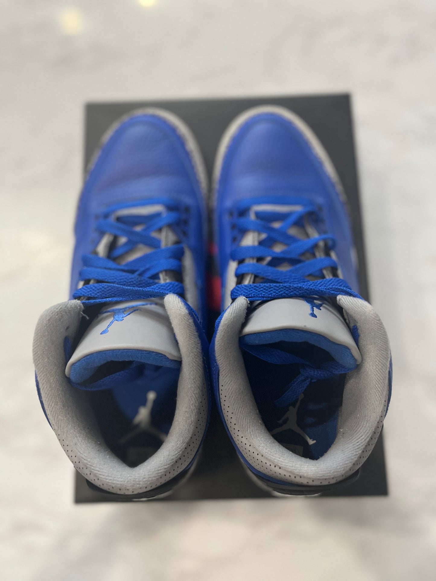 Jordan 3 Retro Varsity Royal PRE-OWNED