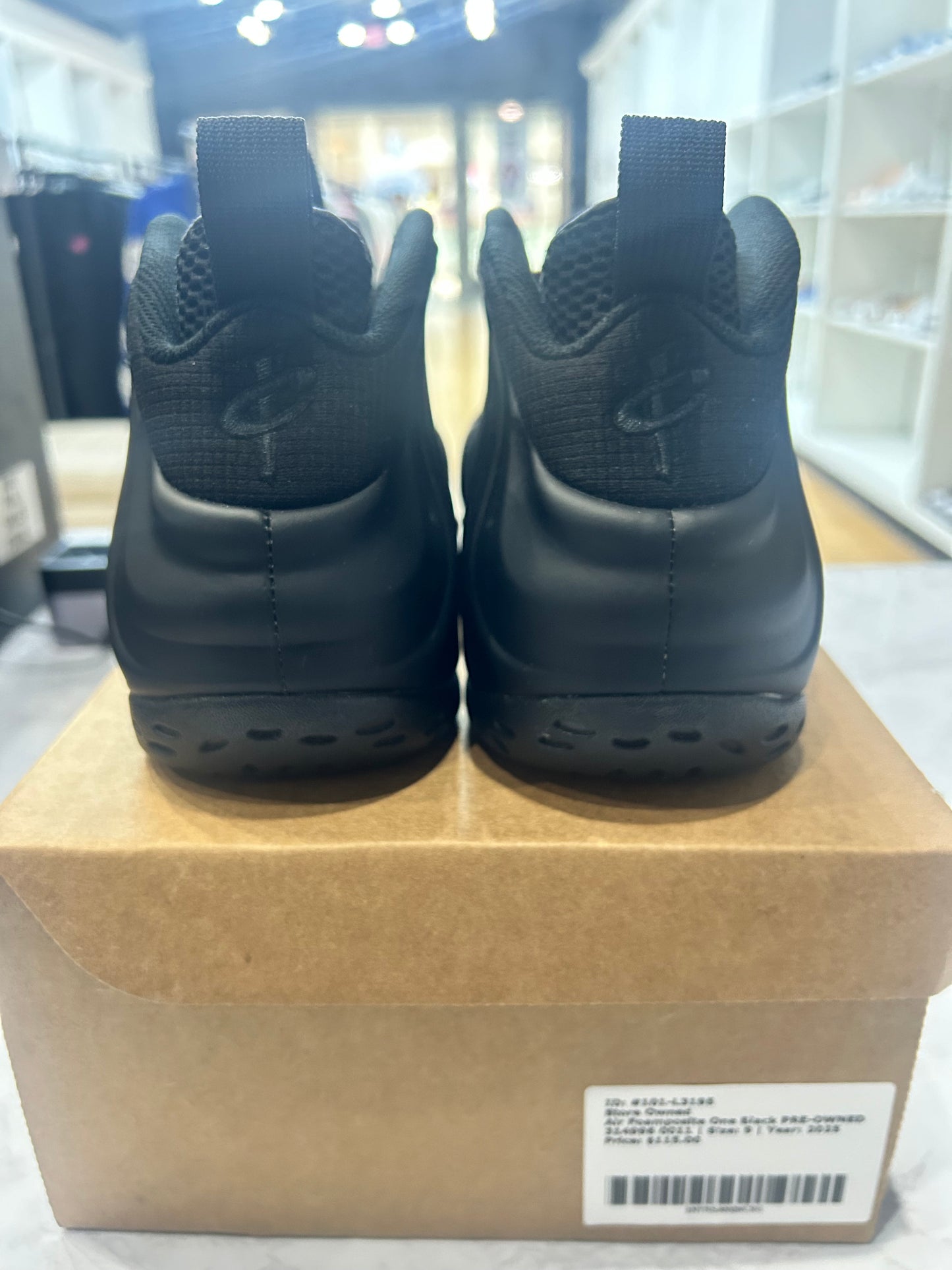 Air Foamposite One Black PRE-OWNED