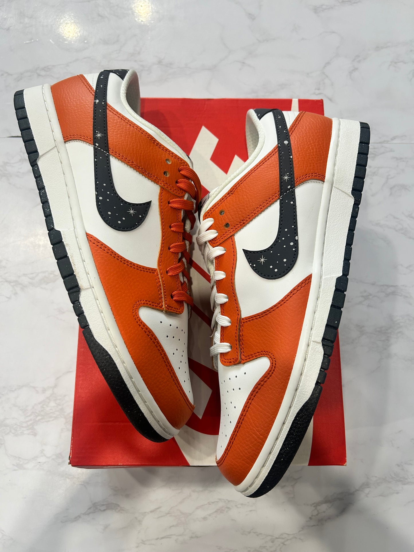 Dunk Low Starry Swoosh PRE-OWNED