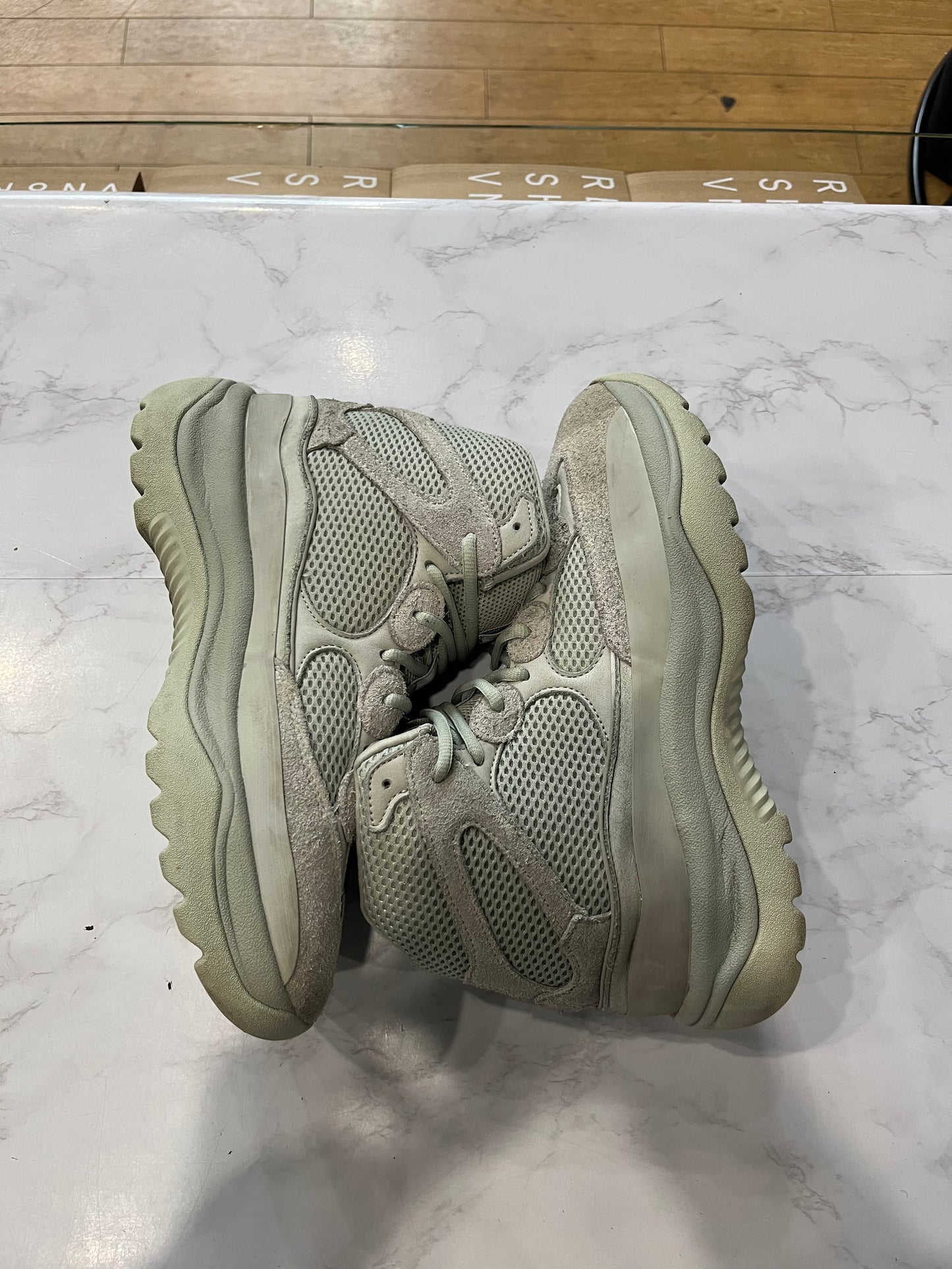 Yeezy Desert Boot Salt PRE-OWNED