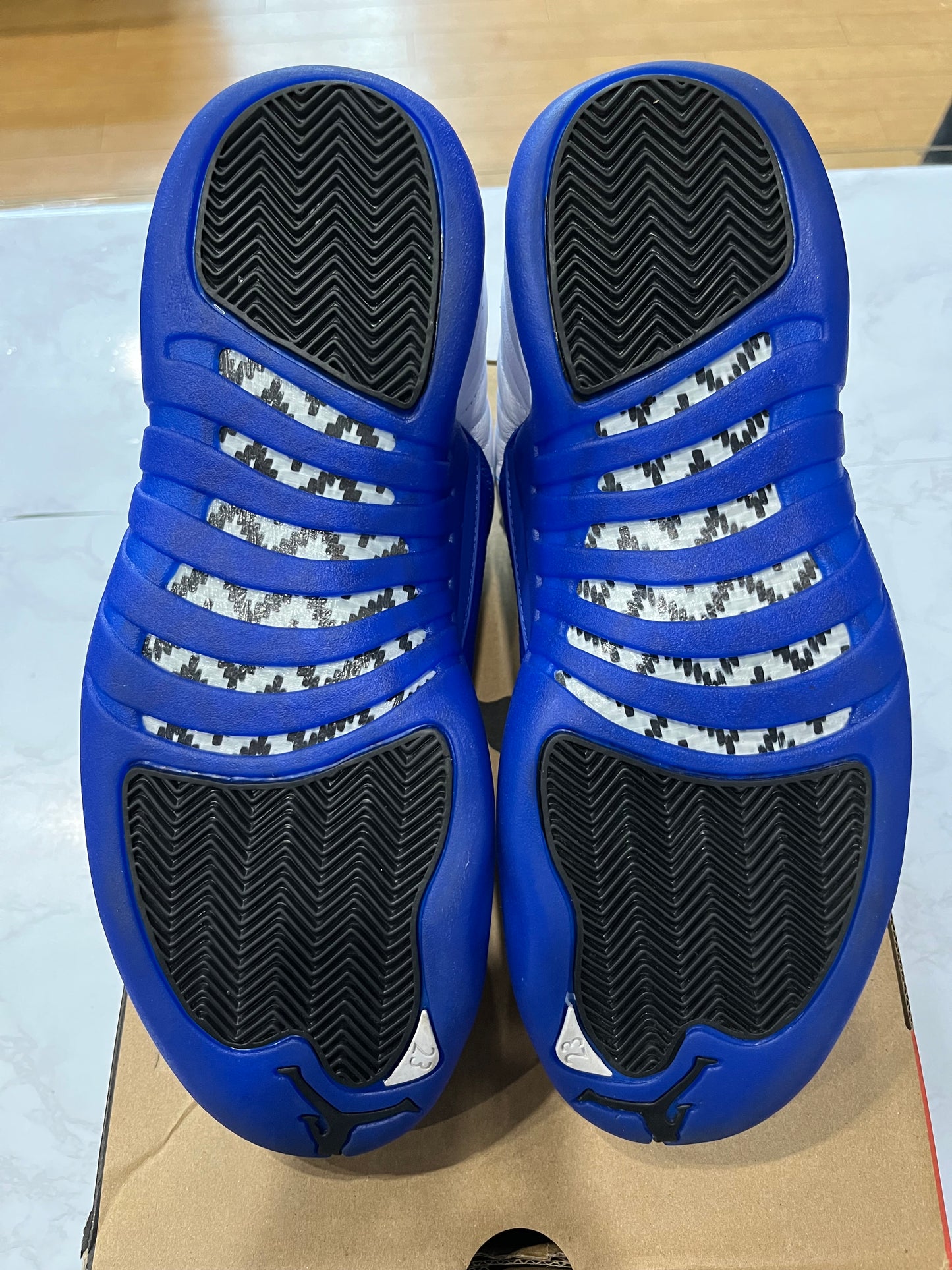 Jordan 12 Retro Blueberry PRE-OWNED