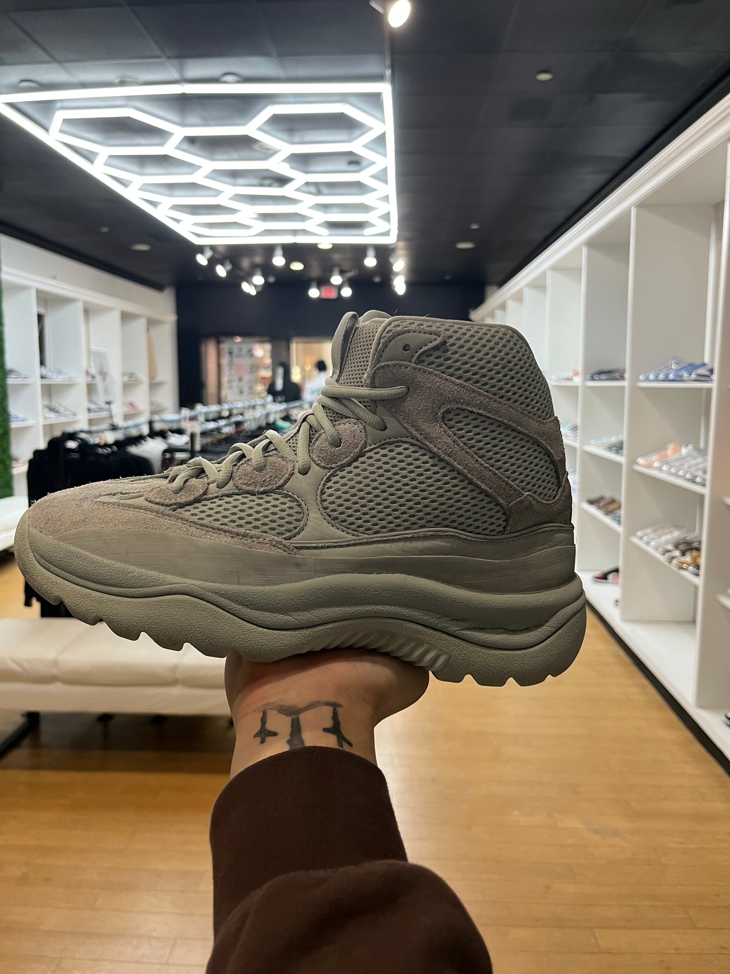 Yeezy Desert Boot Salt PRE-OWNED