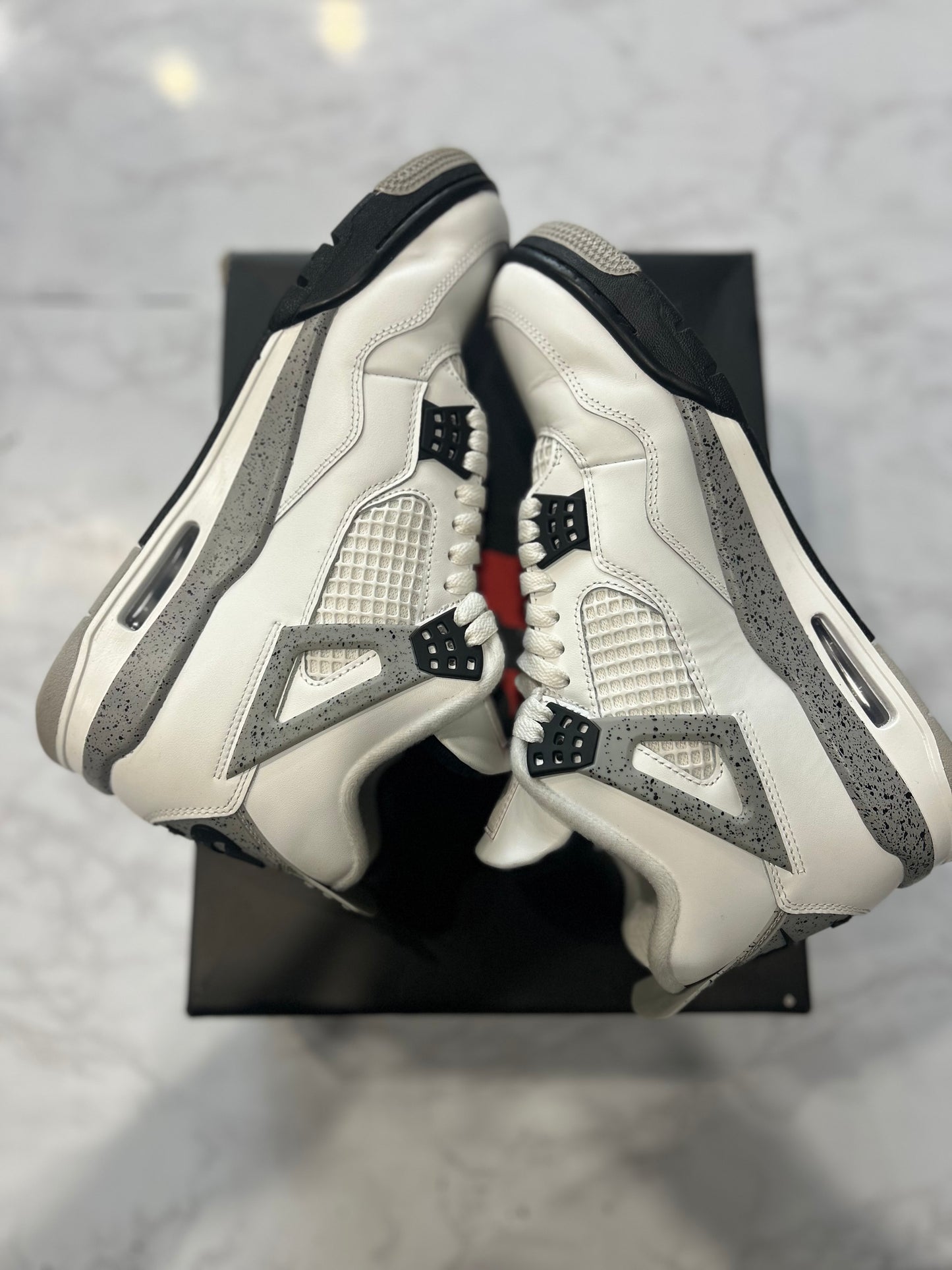 AIR JORDAN 4 RETRO OG WHITE CEMENT PRE-OWNED