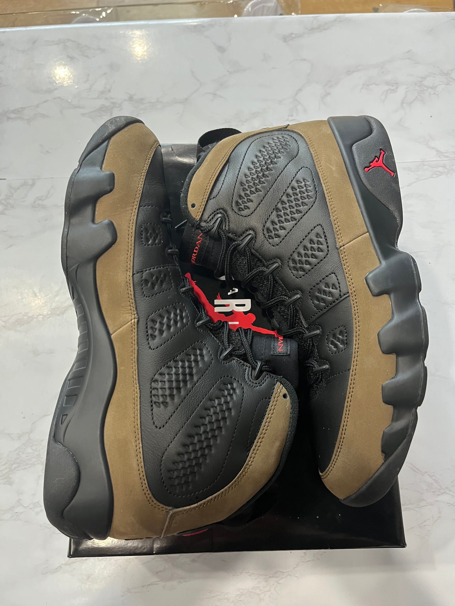 Air Jordan 9 Retro Olive 2024