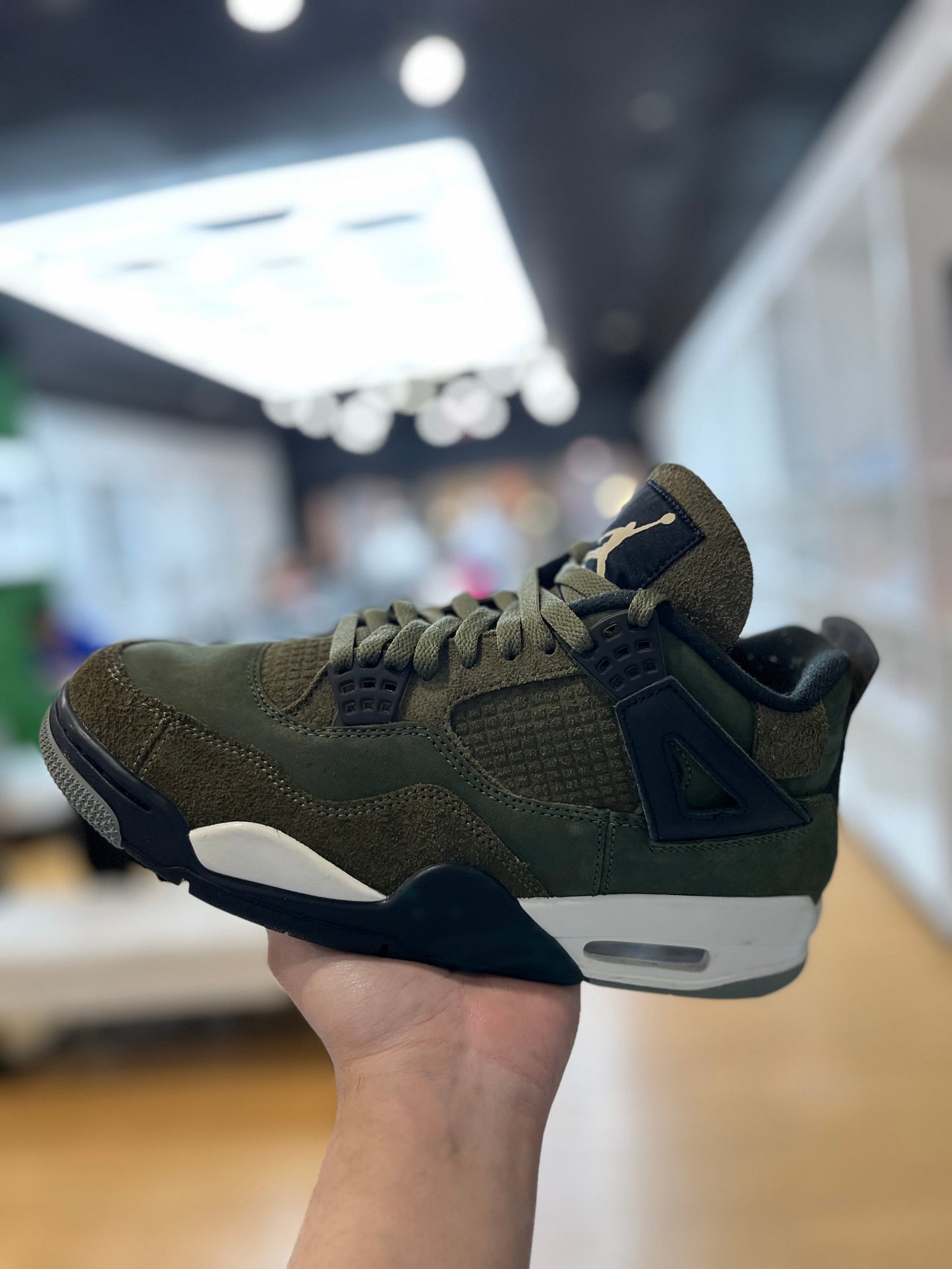 Jordan 4 Retro SE Craft Olive PRE-OWNED