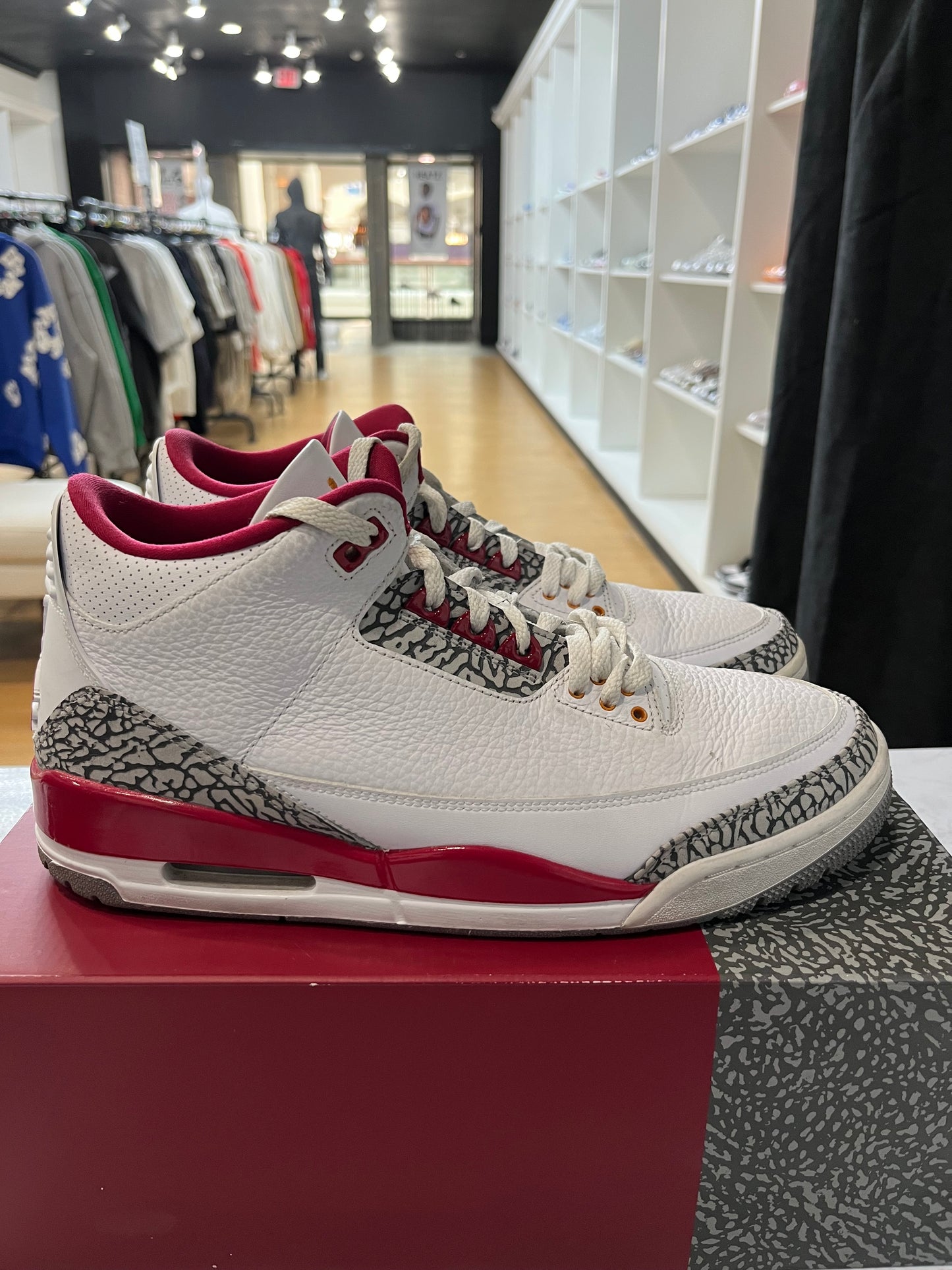 Air Jordan 3 Retro Cardinal Red