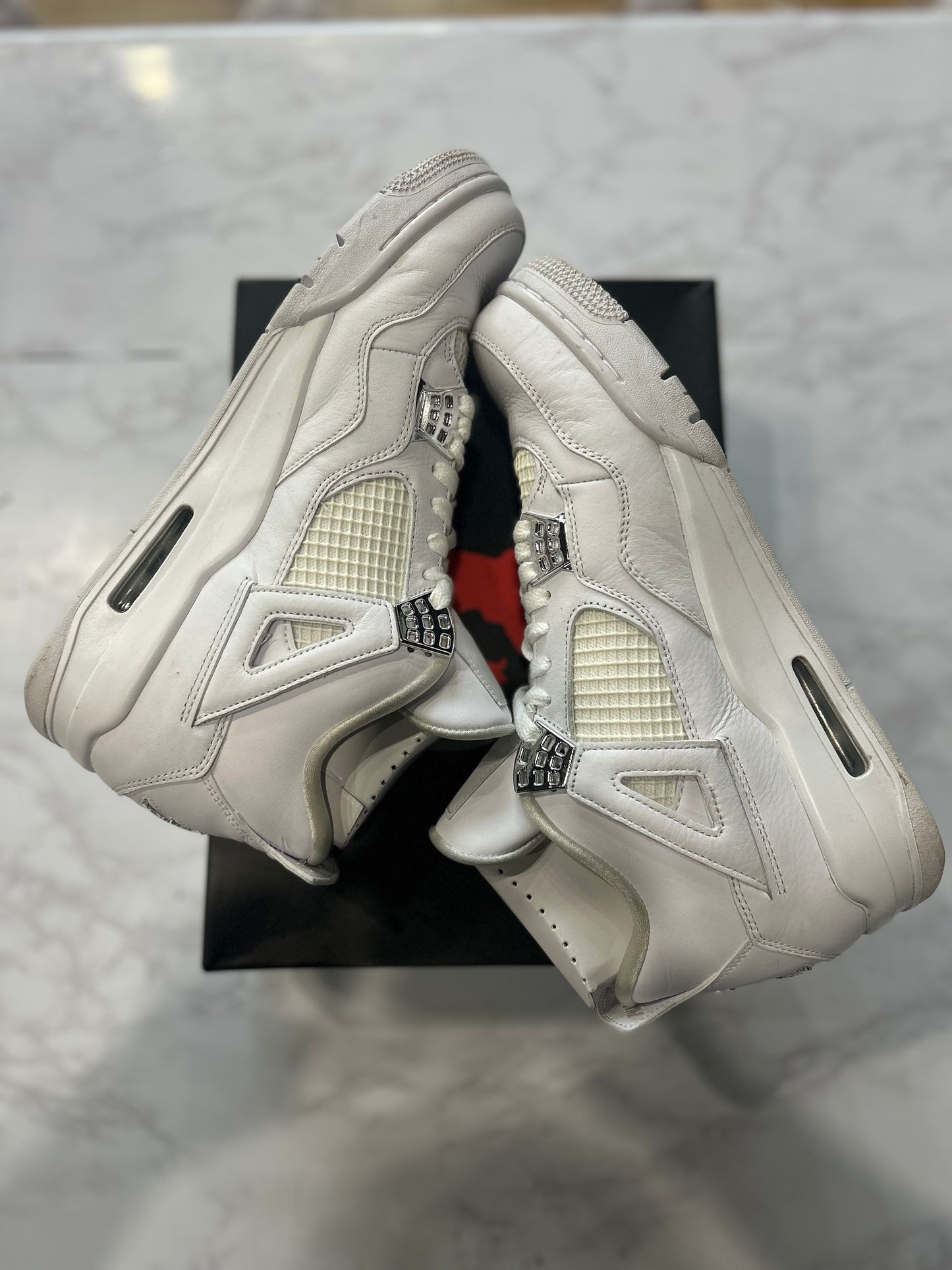 JORDAN 4 RETRO PURE MONEY PRE-OWNED