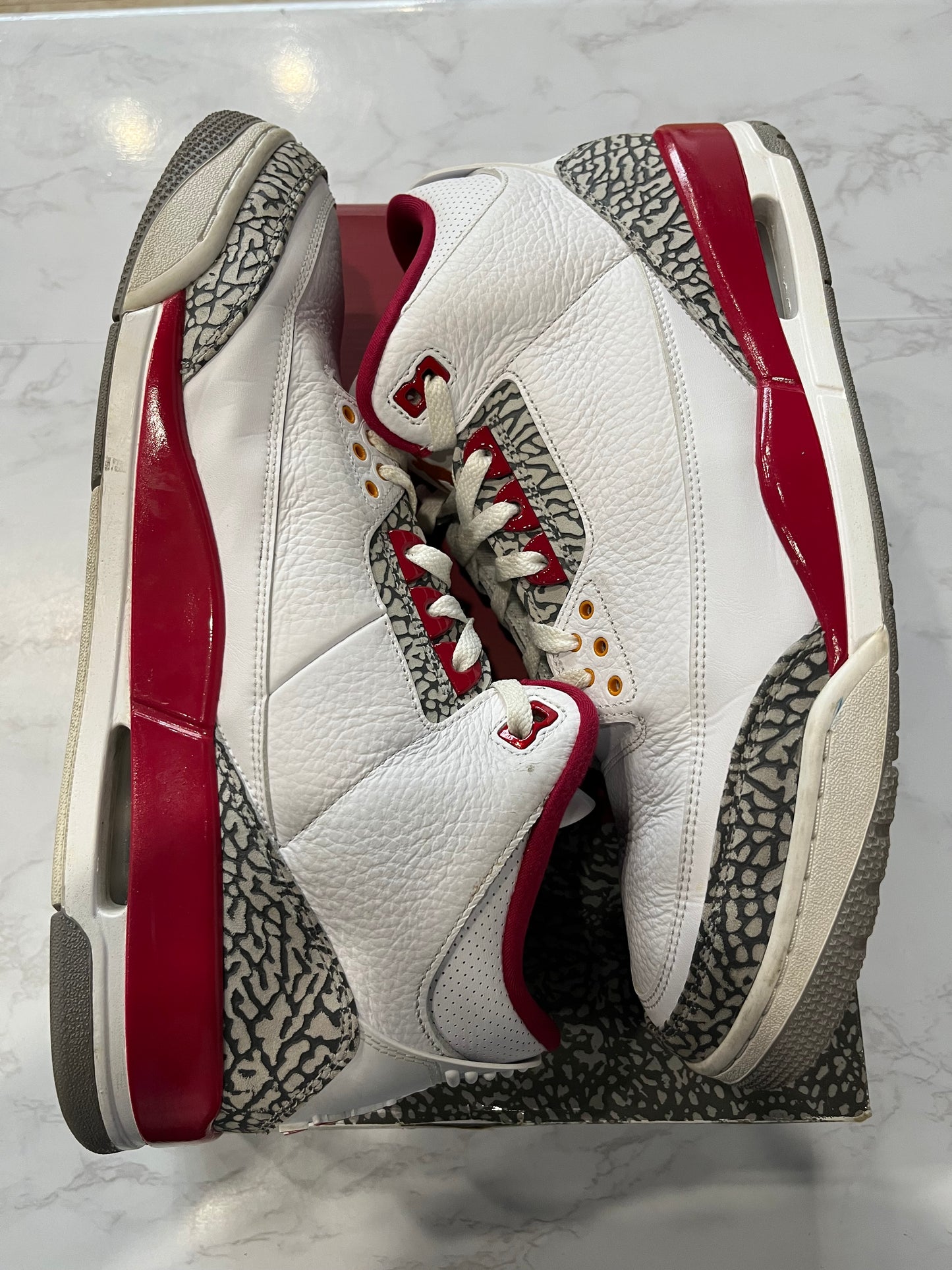 Jordan 3 Retro Cardinal Red PRE-OWNED