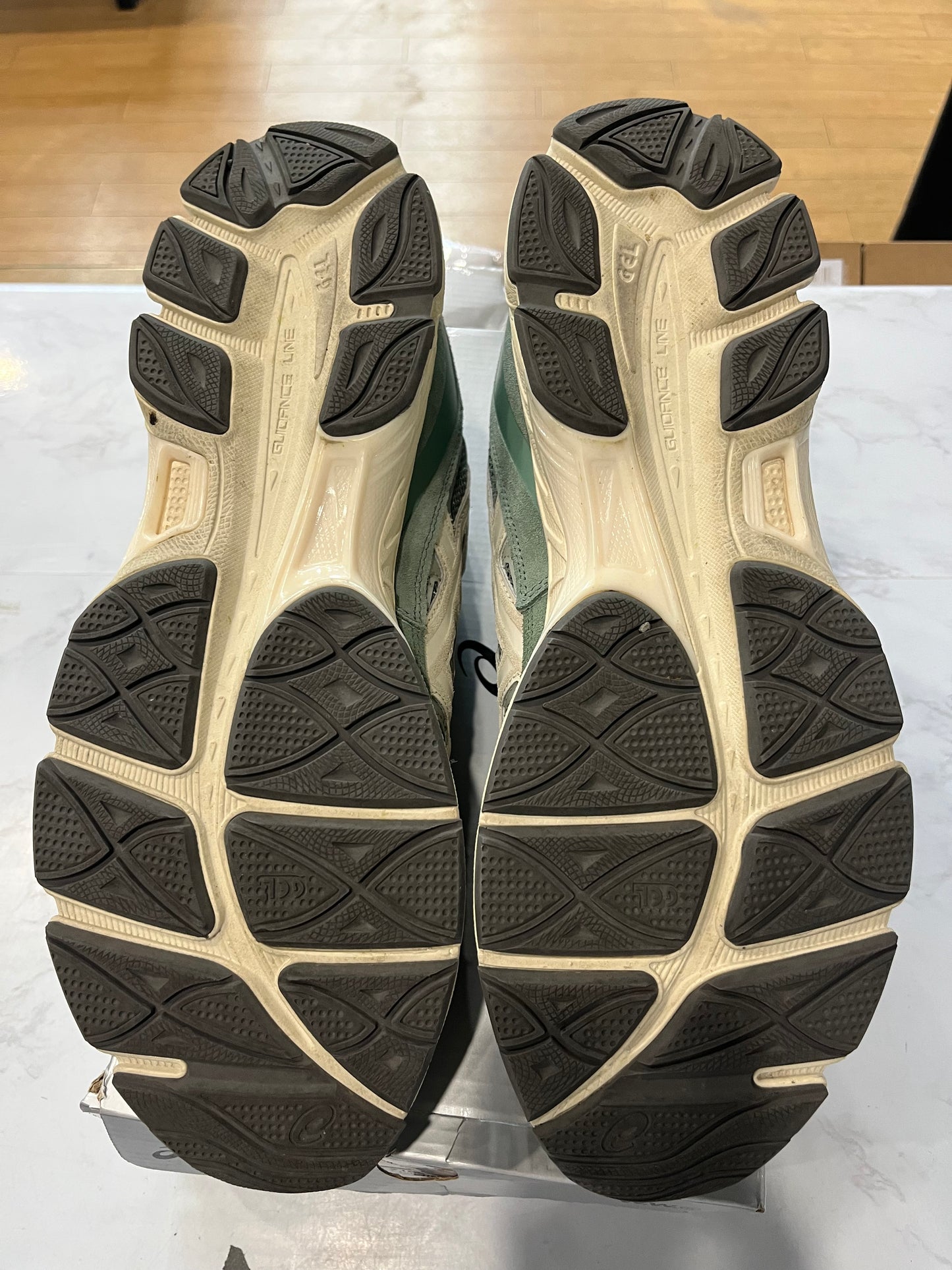 Gel NYC Ivy Smoke Grey PRE-OWNED