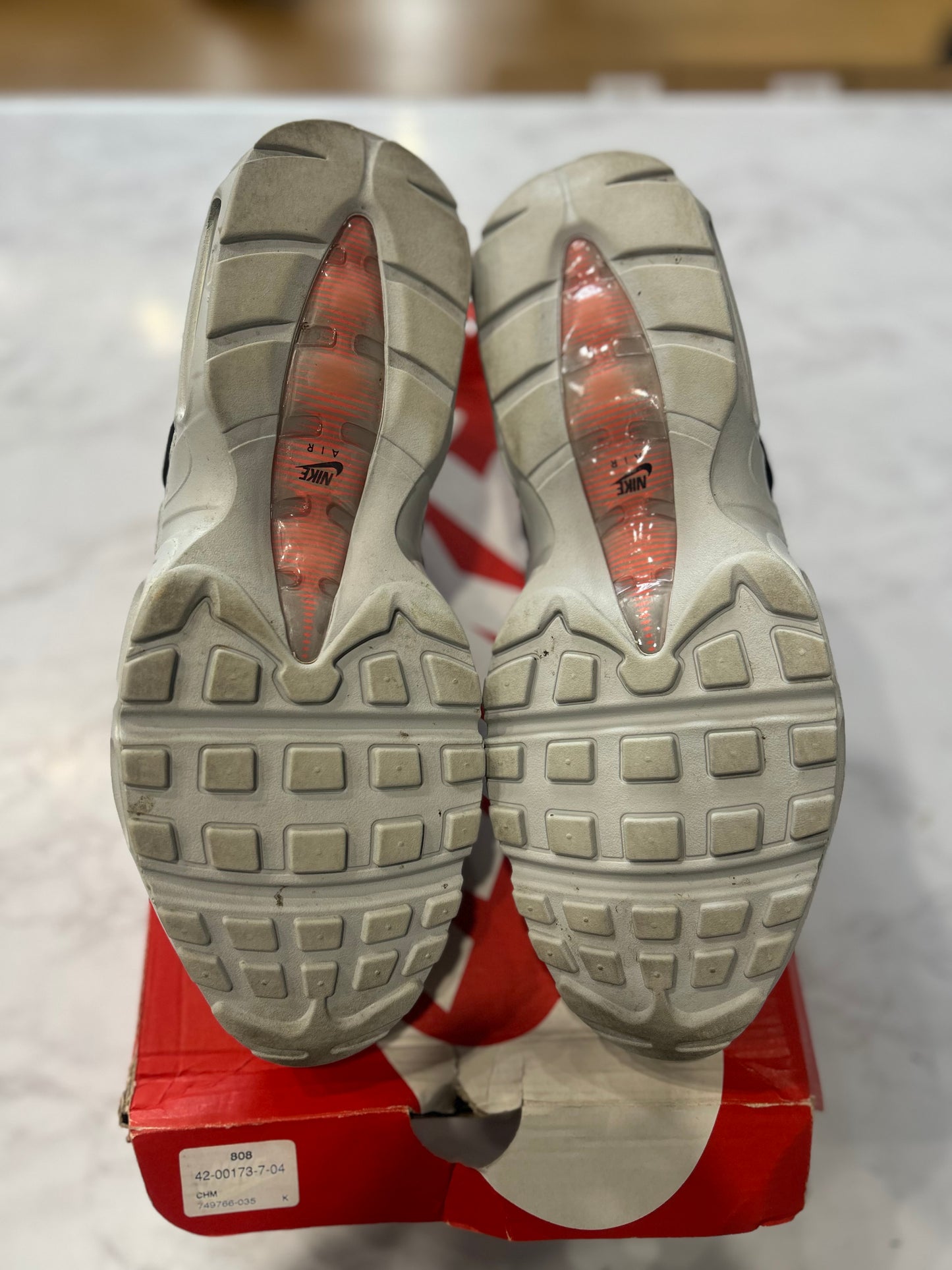 Air Max 95 Essential Bright Mango PRE-OWNED