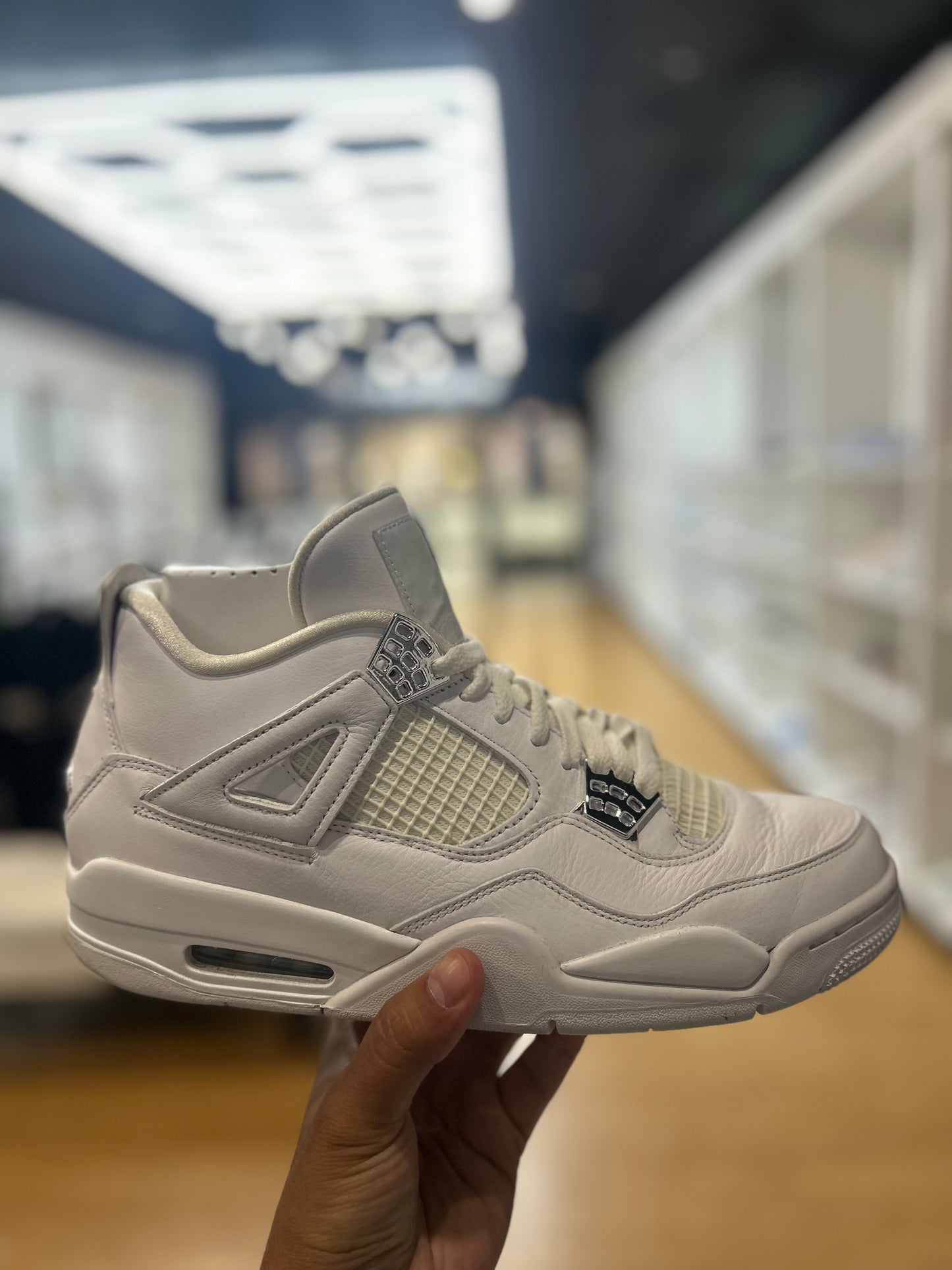JORDAN 4 RETRO PURE MONEY PRE-OWNED